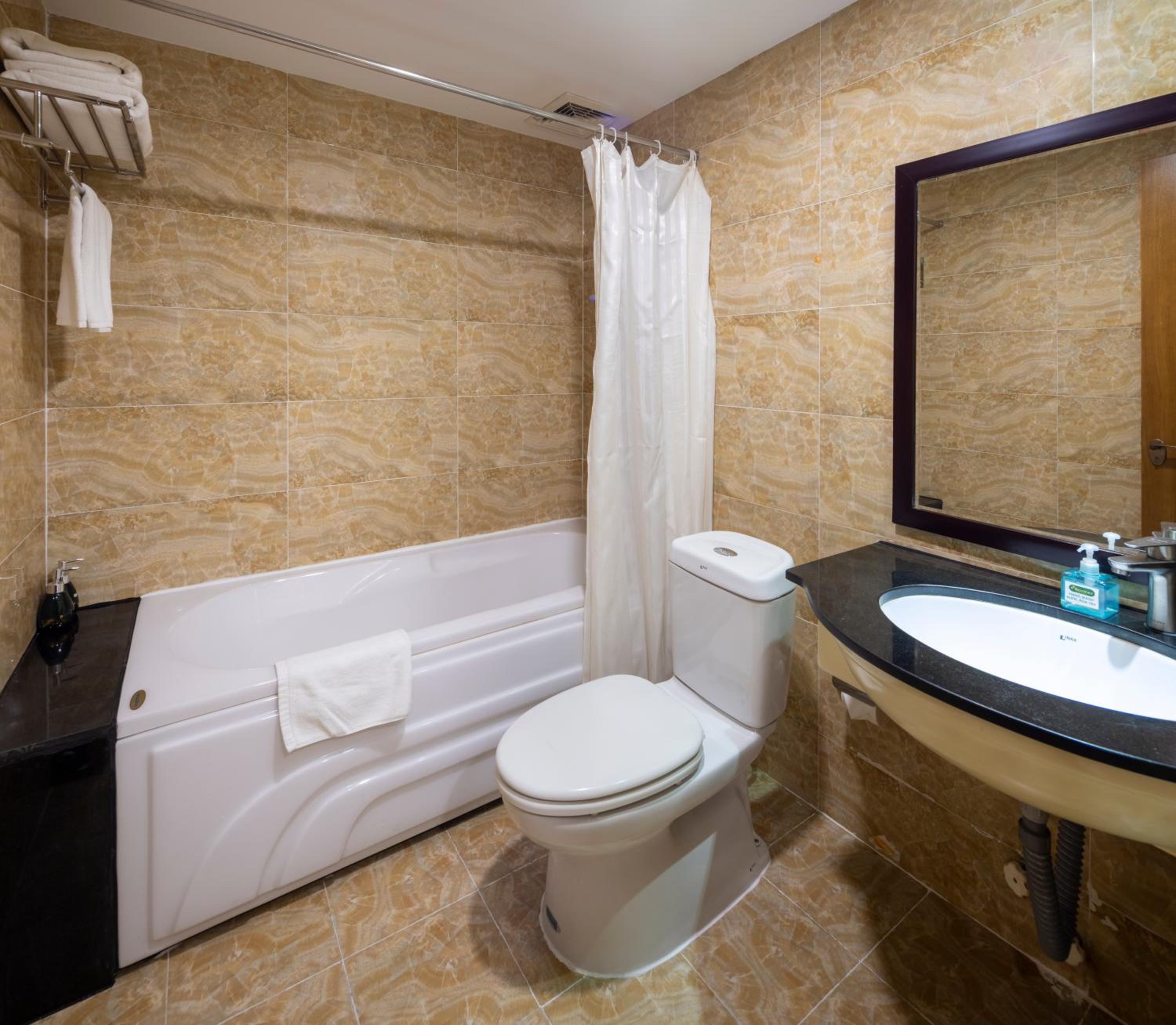 Executive Deluxe Double Room with City View photo 3