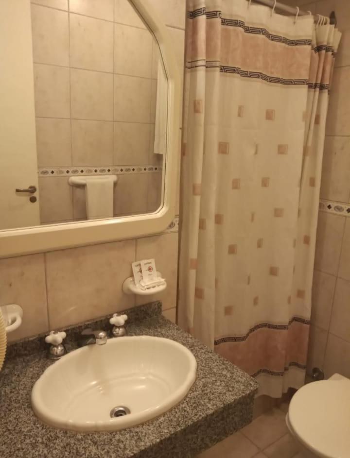 Standard Twin Room photo 3