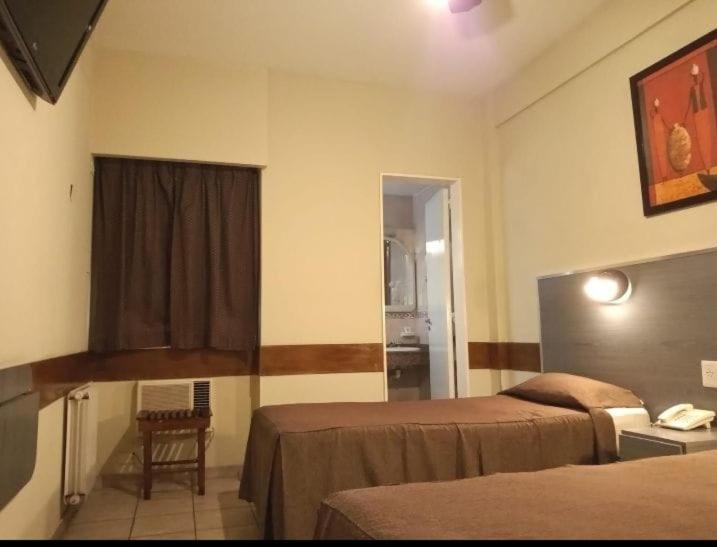 Standard Twin Room photo 2