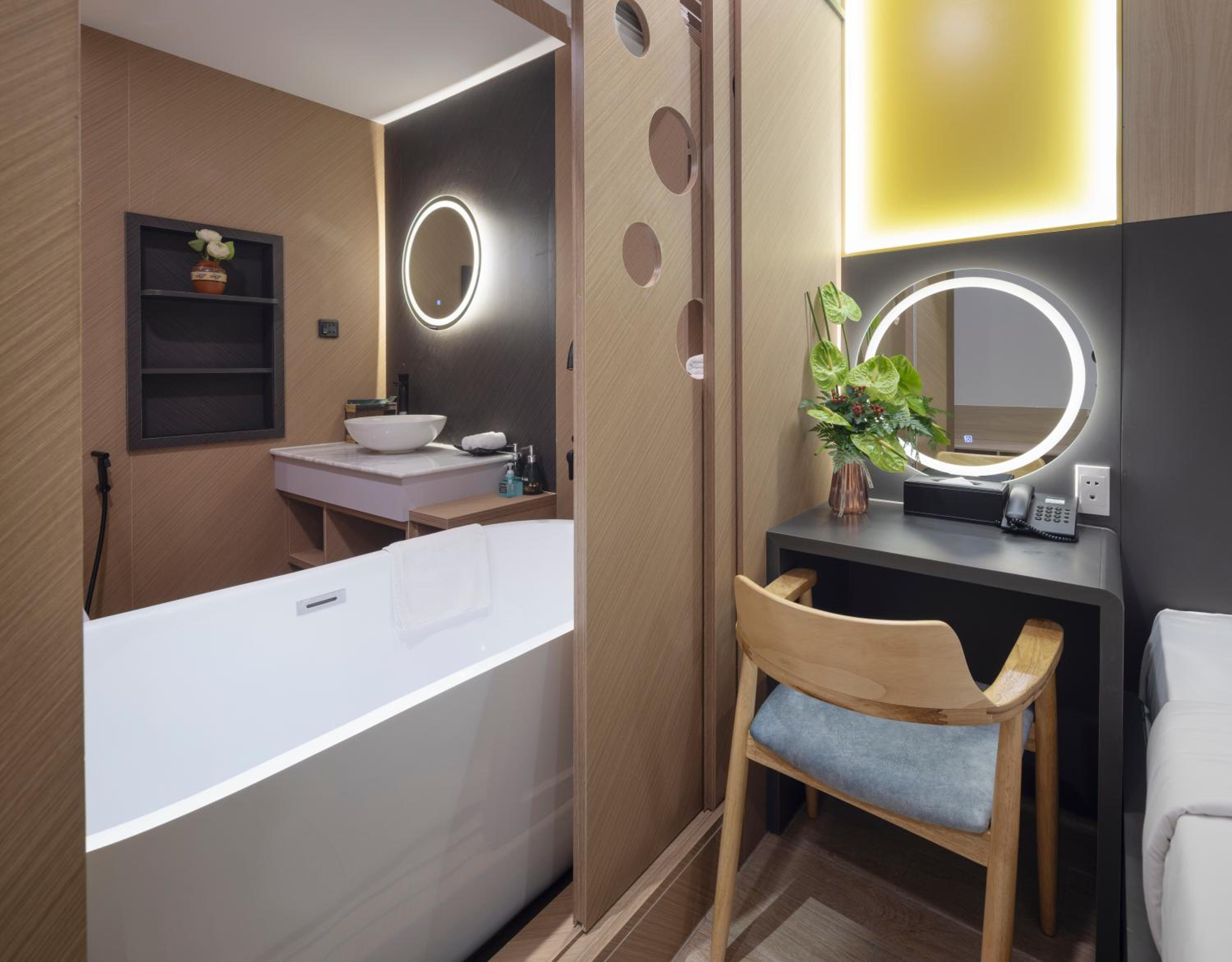 Luxury Double Room with City View photo 3