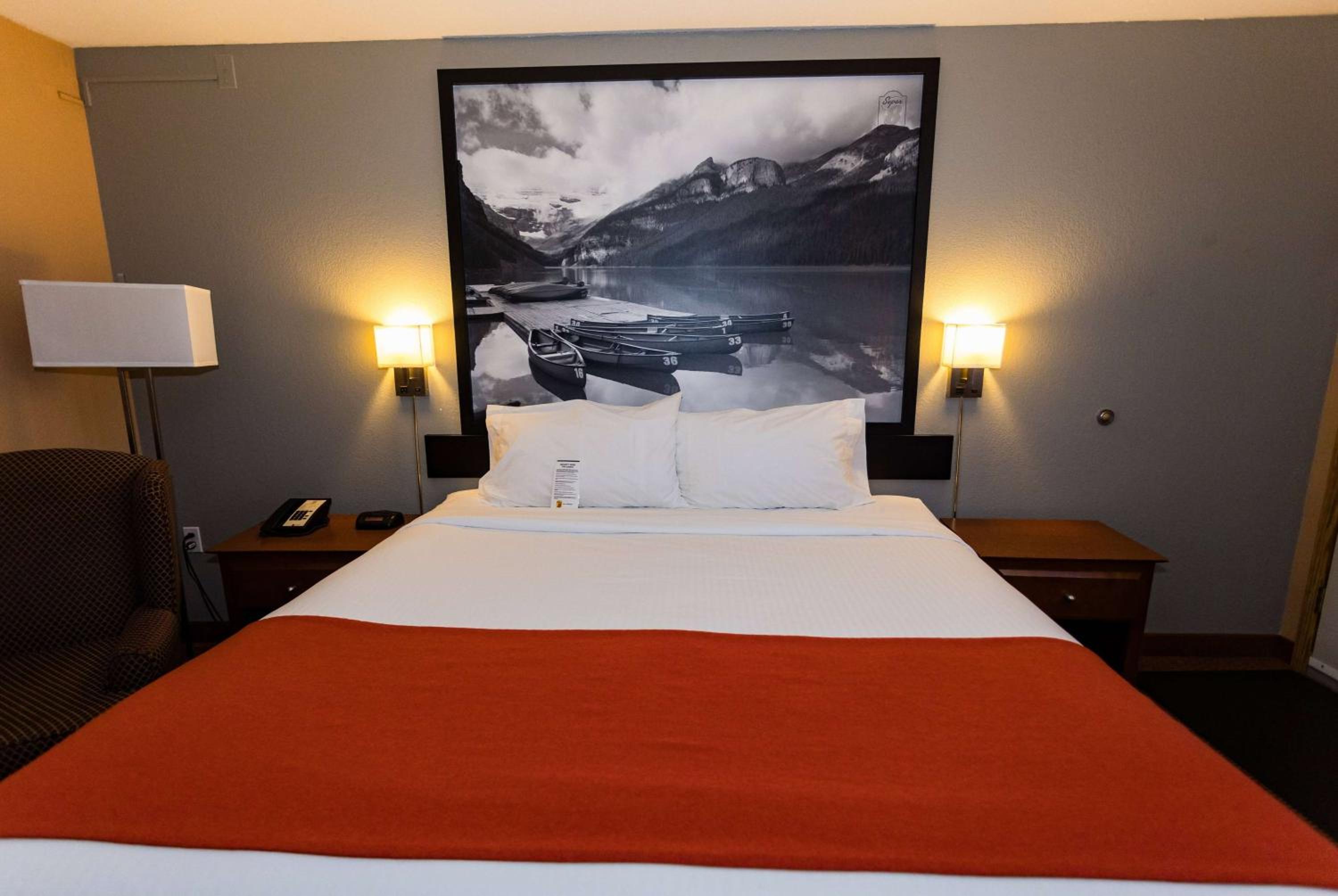 King Room - Non-Smoking - Photo 1