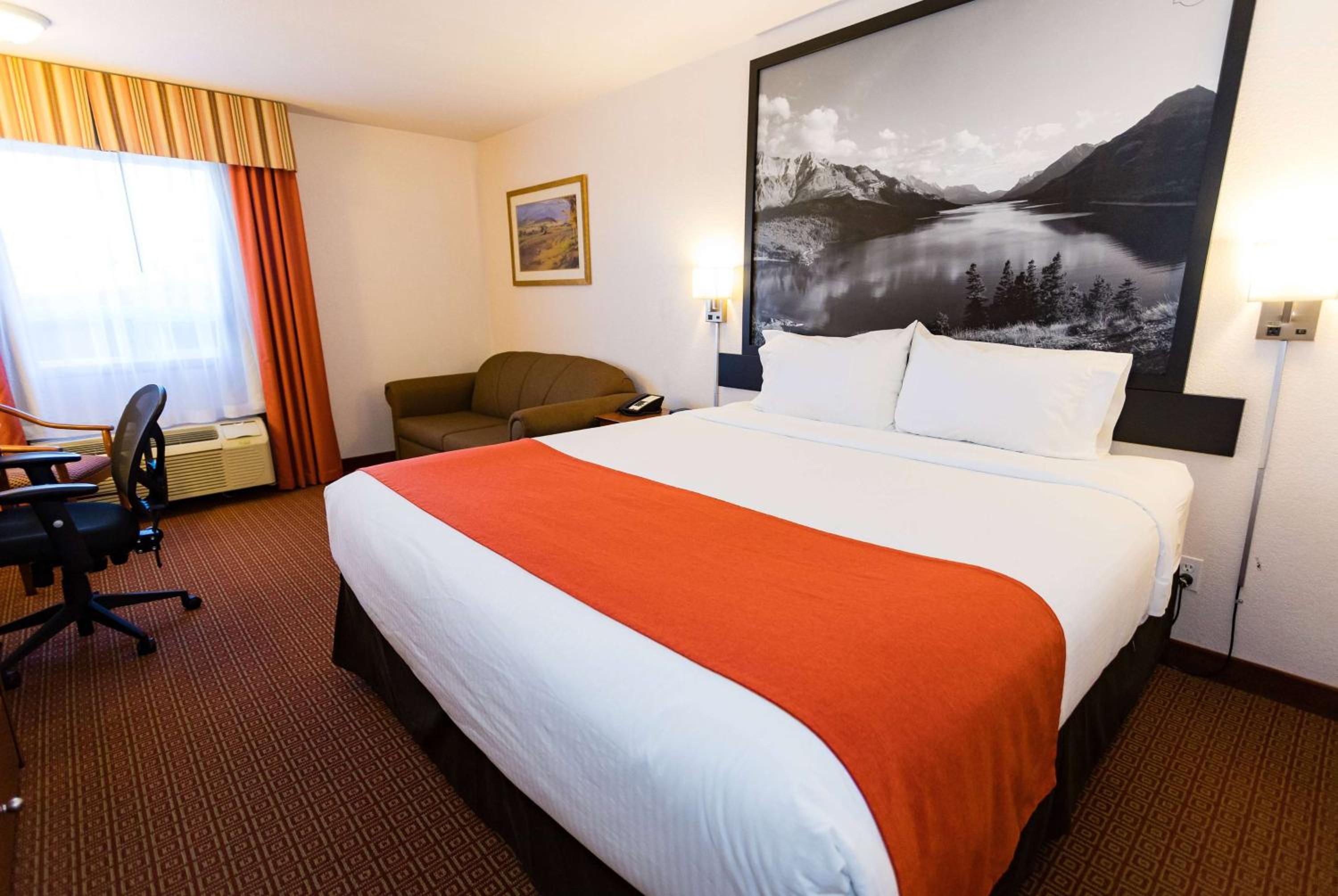Superior King Room - Non-Smoking - Photo 1