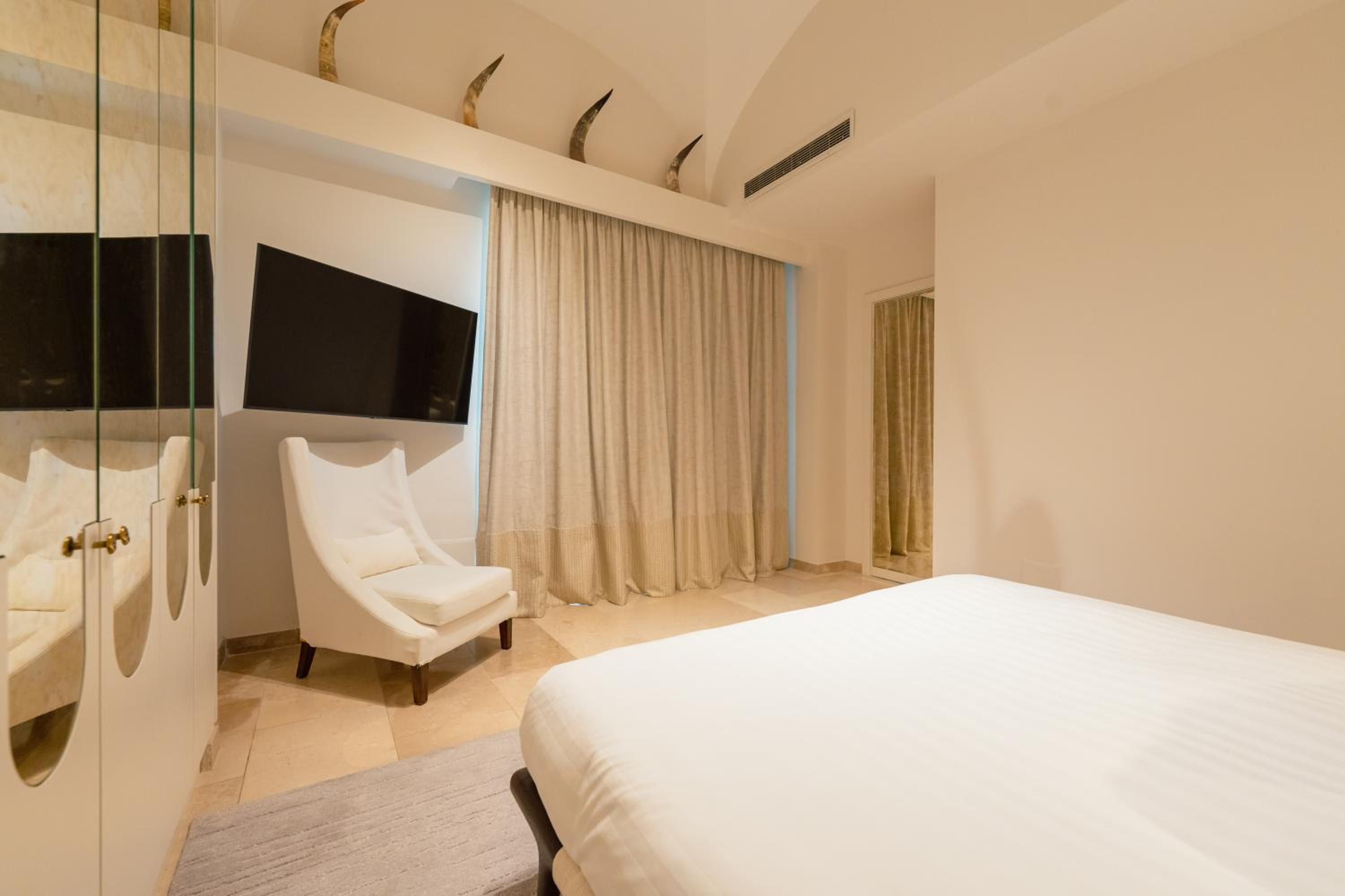Castello Suite - Photo 6