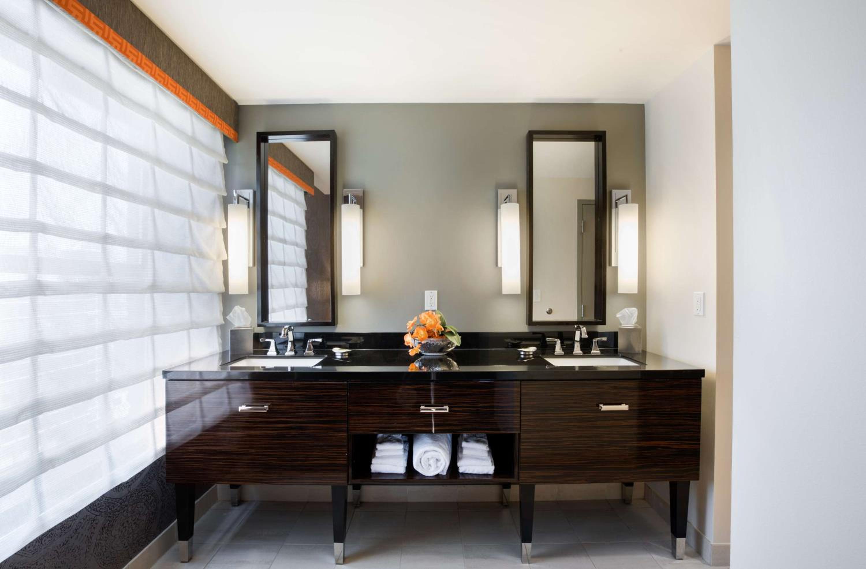 King Suite - Photo 6