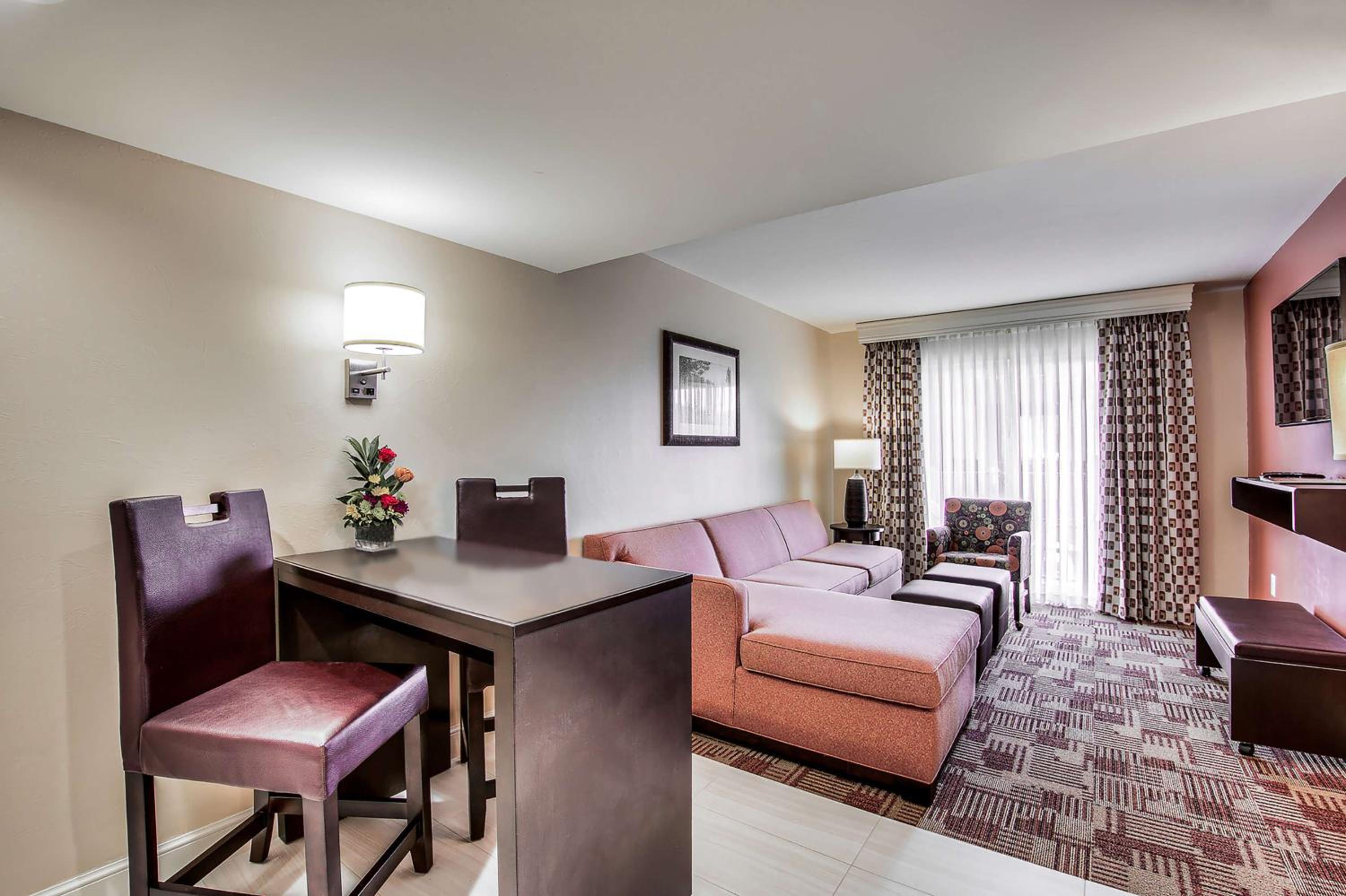 One-Bedroom King Suite with Balcony and Sofa Bed - Photo 1