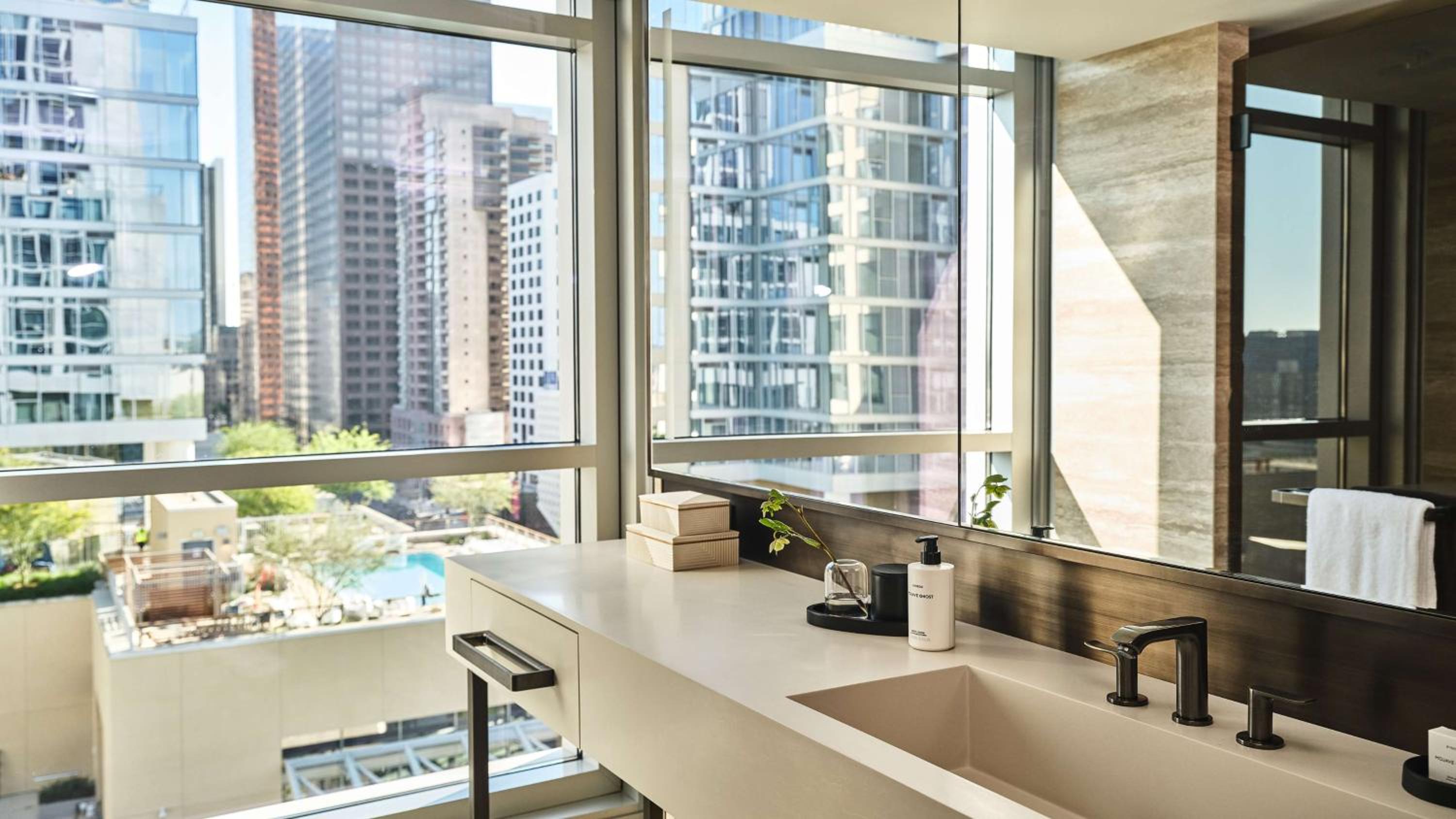 One-Bedroom King Suite with City View