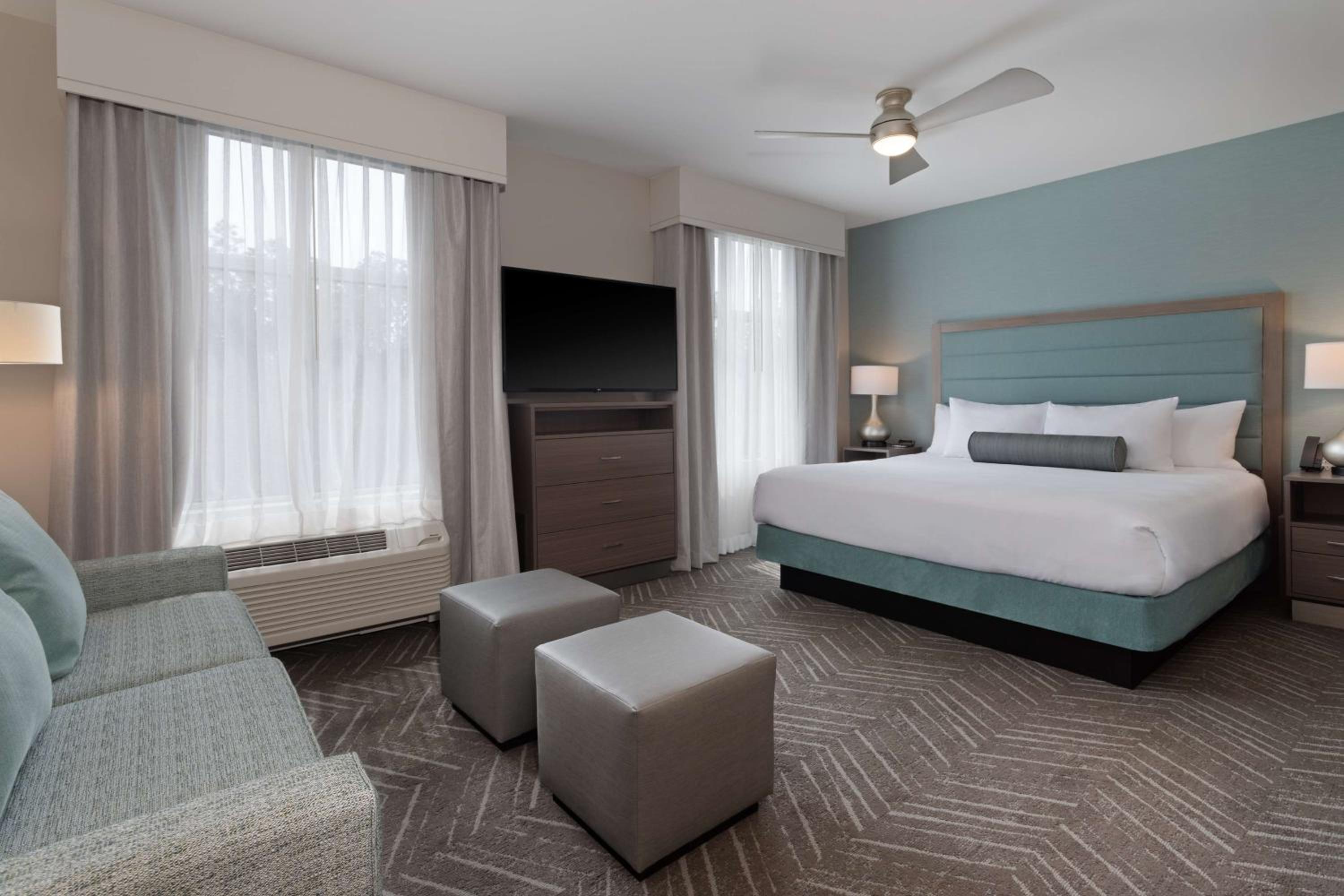 King Studio Suite