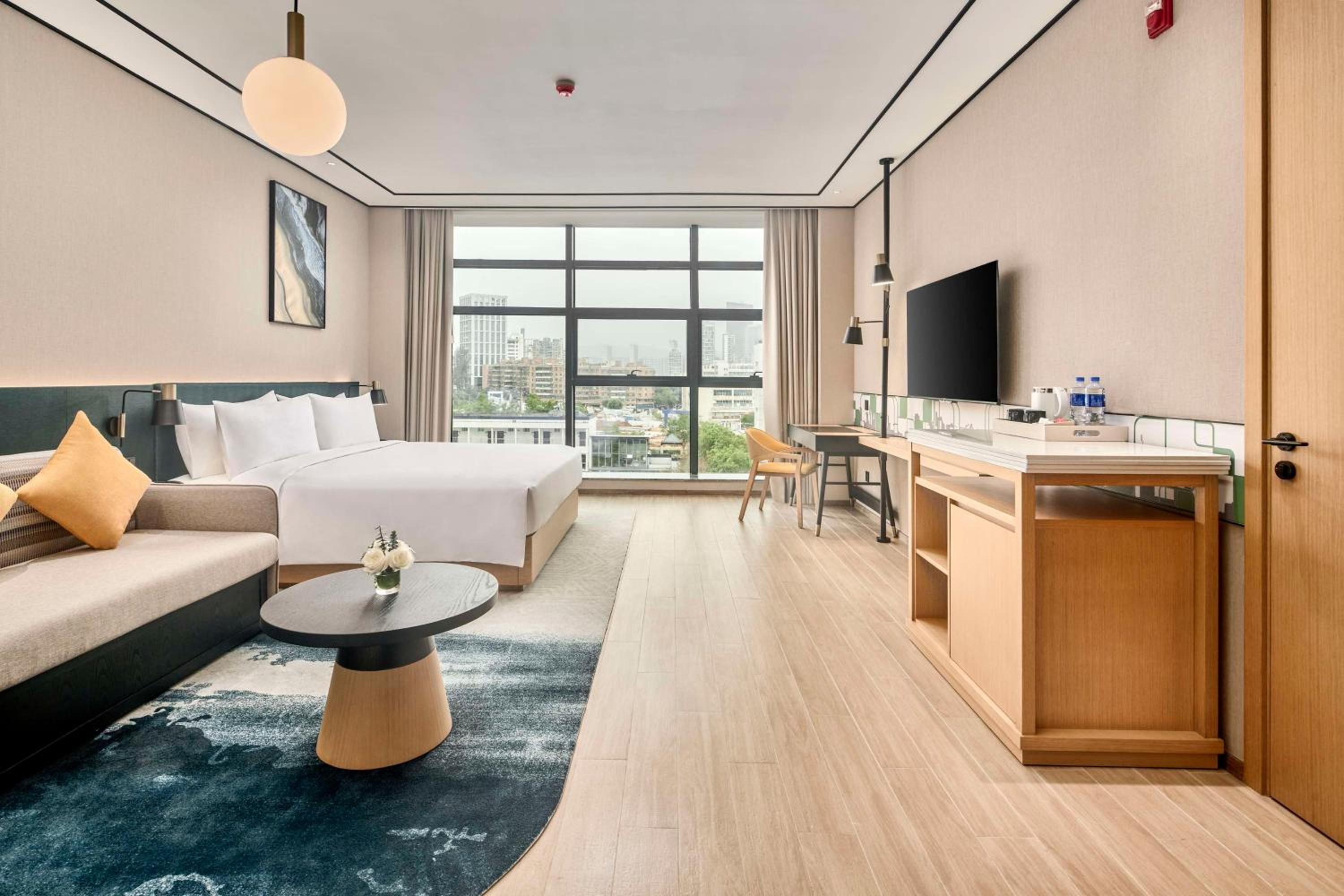 King Room - Mobility Accessible