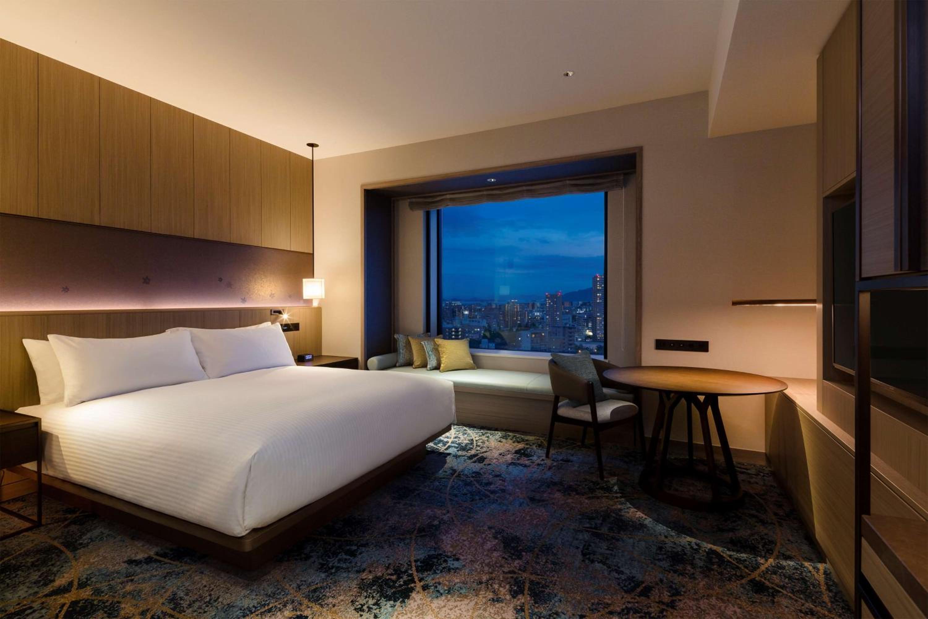 Premium King Room - Photo 1