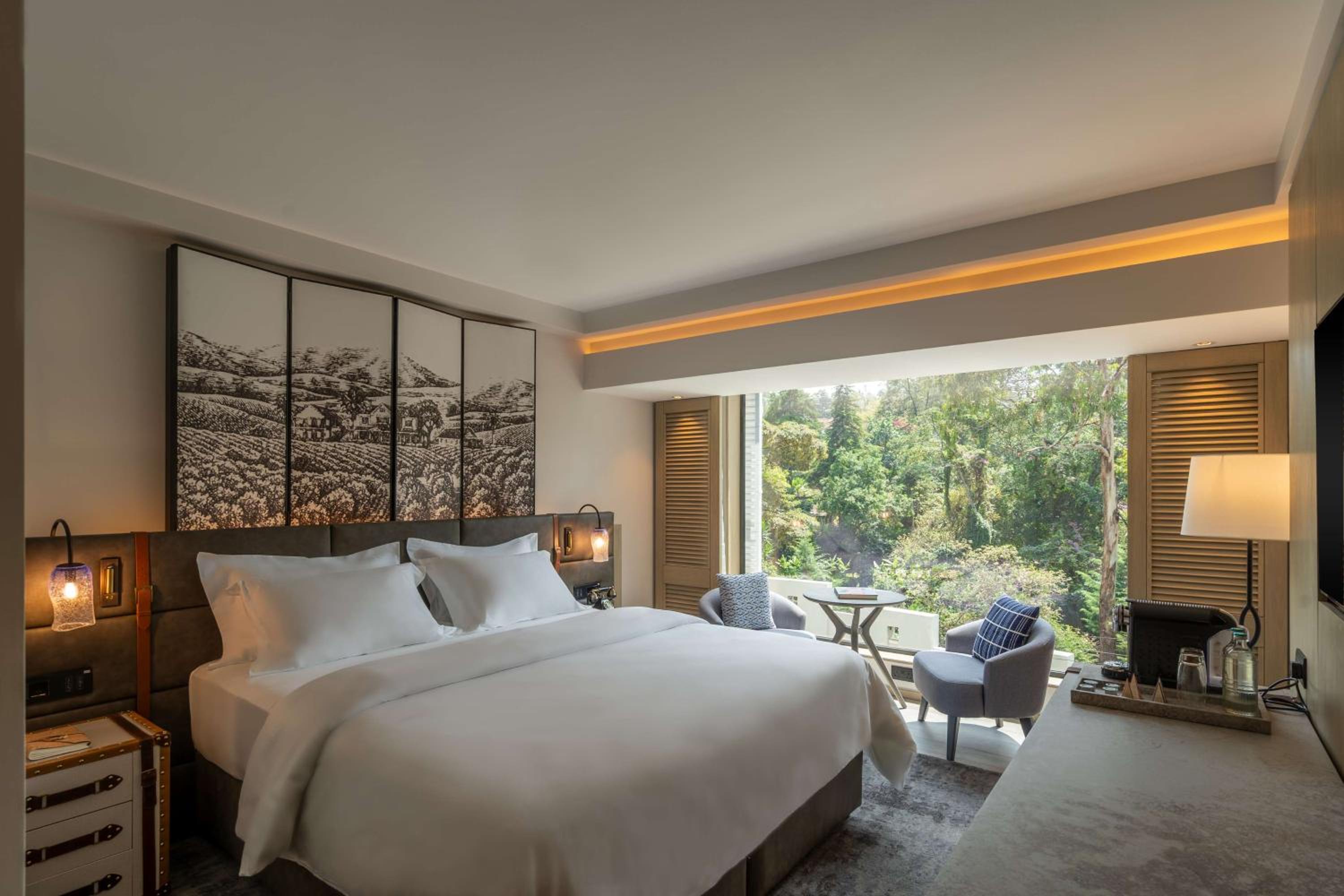 Serene King Guest Room - Photo 1