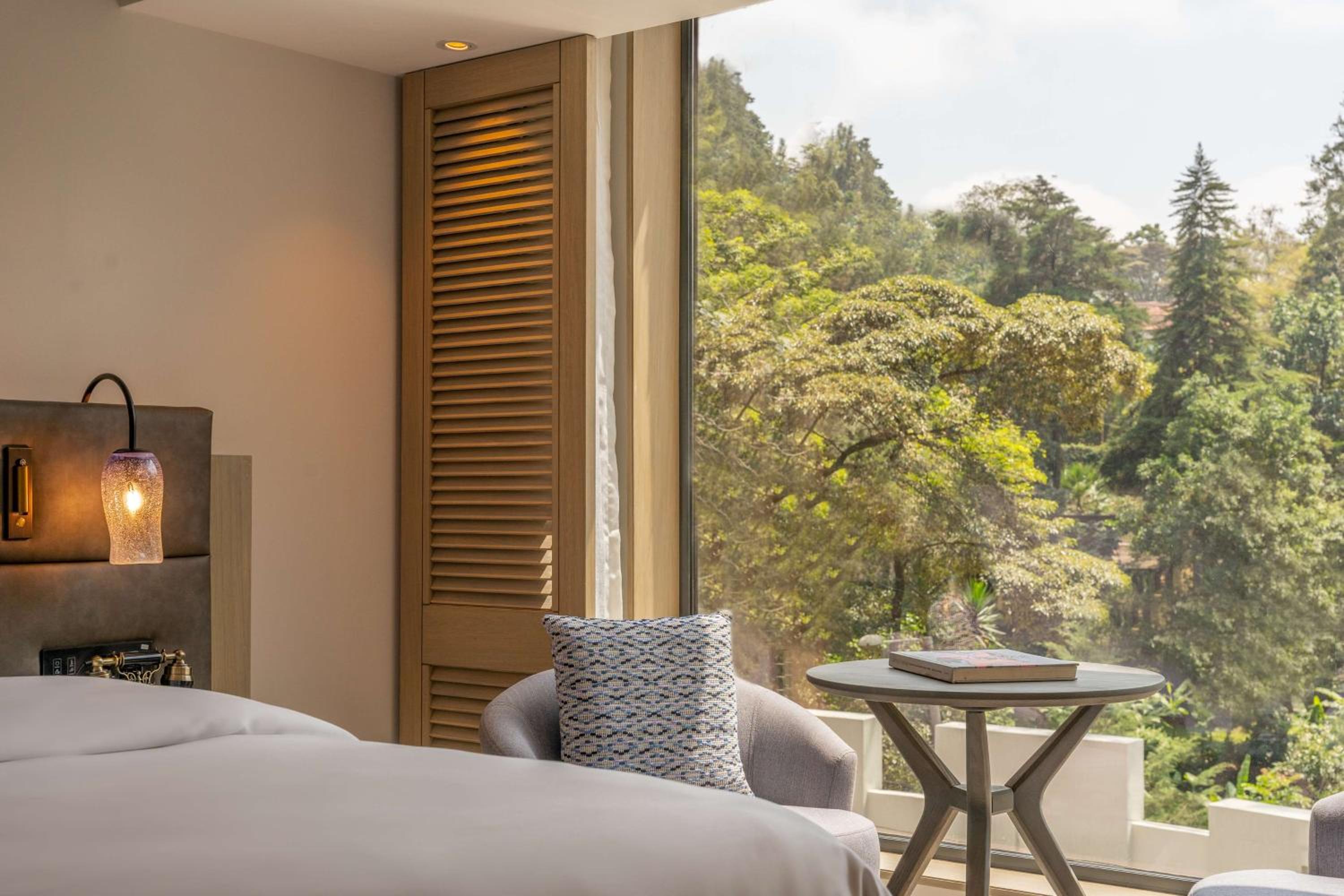 Serene King Guest Room - Photo 4