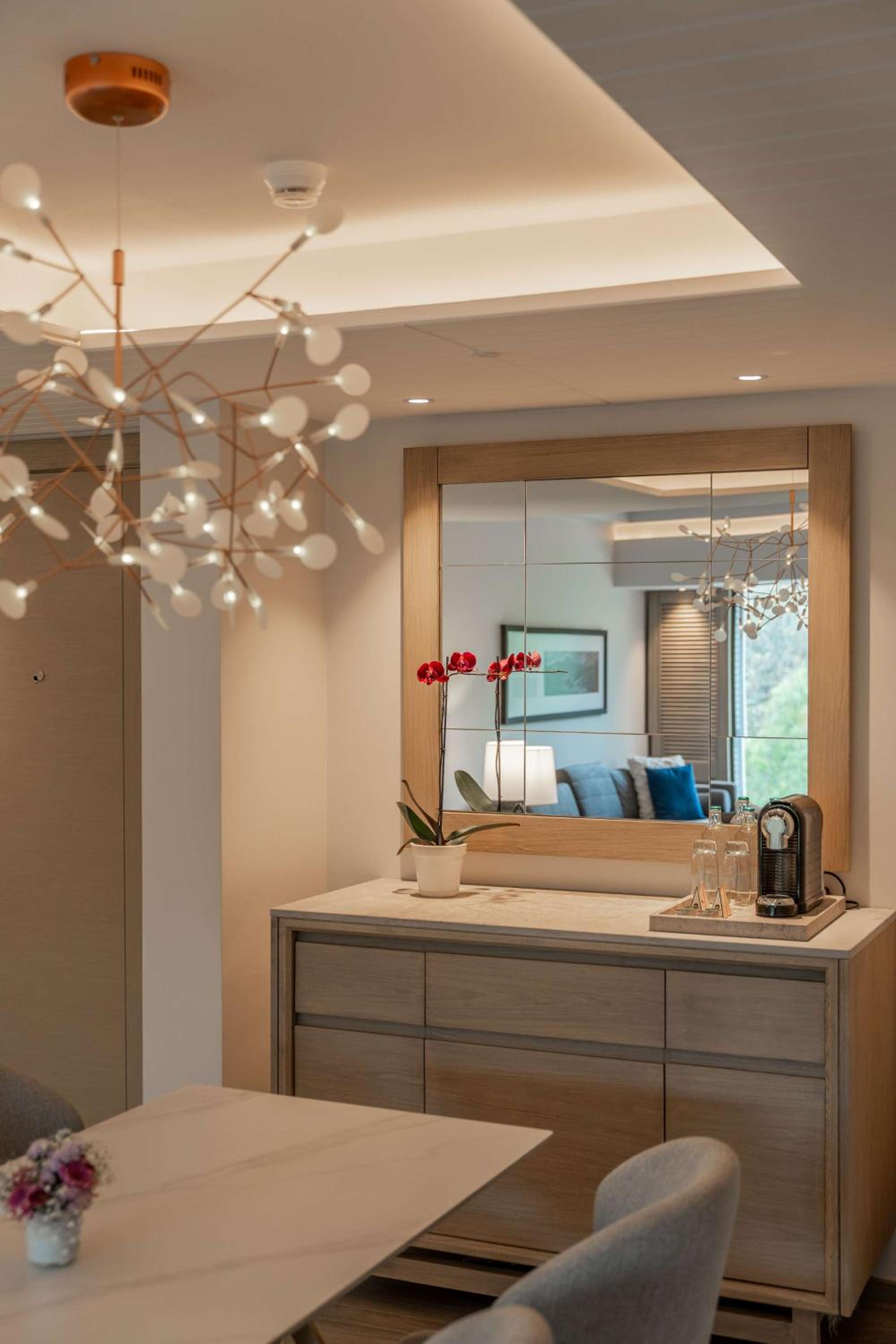 One-Bedroom Kwetu King Suite - Photo 14