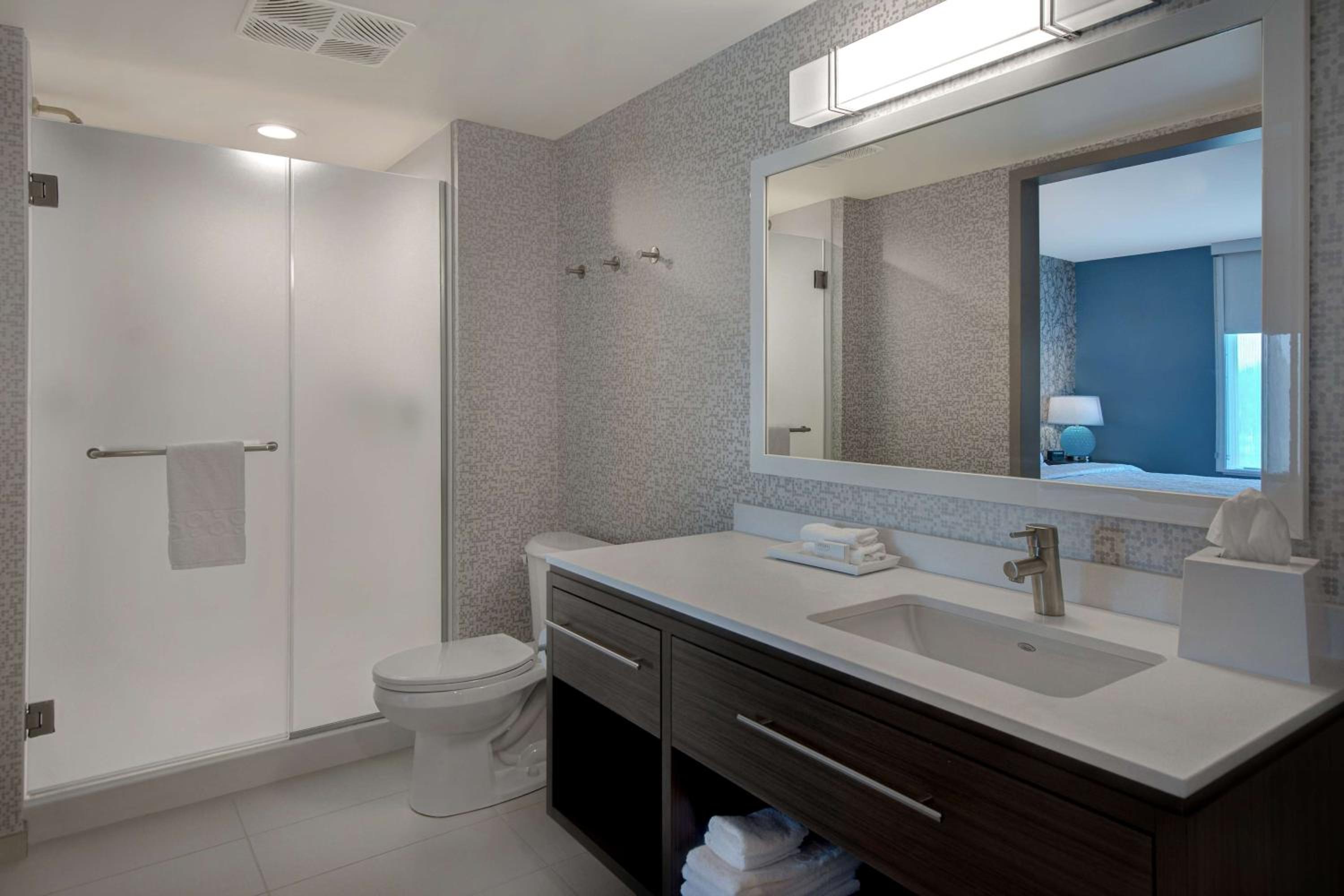 Queen Suite - Photo 5