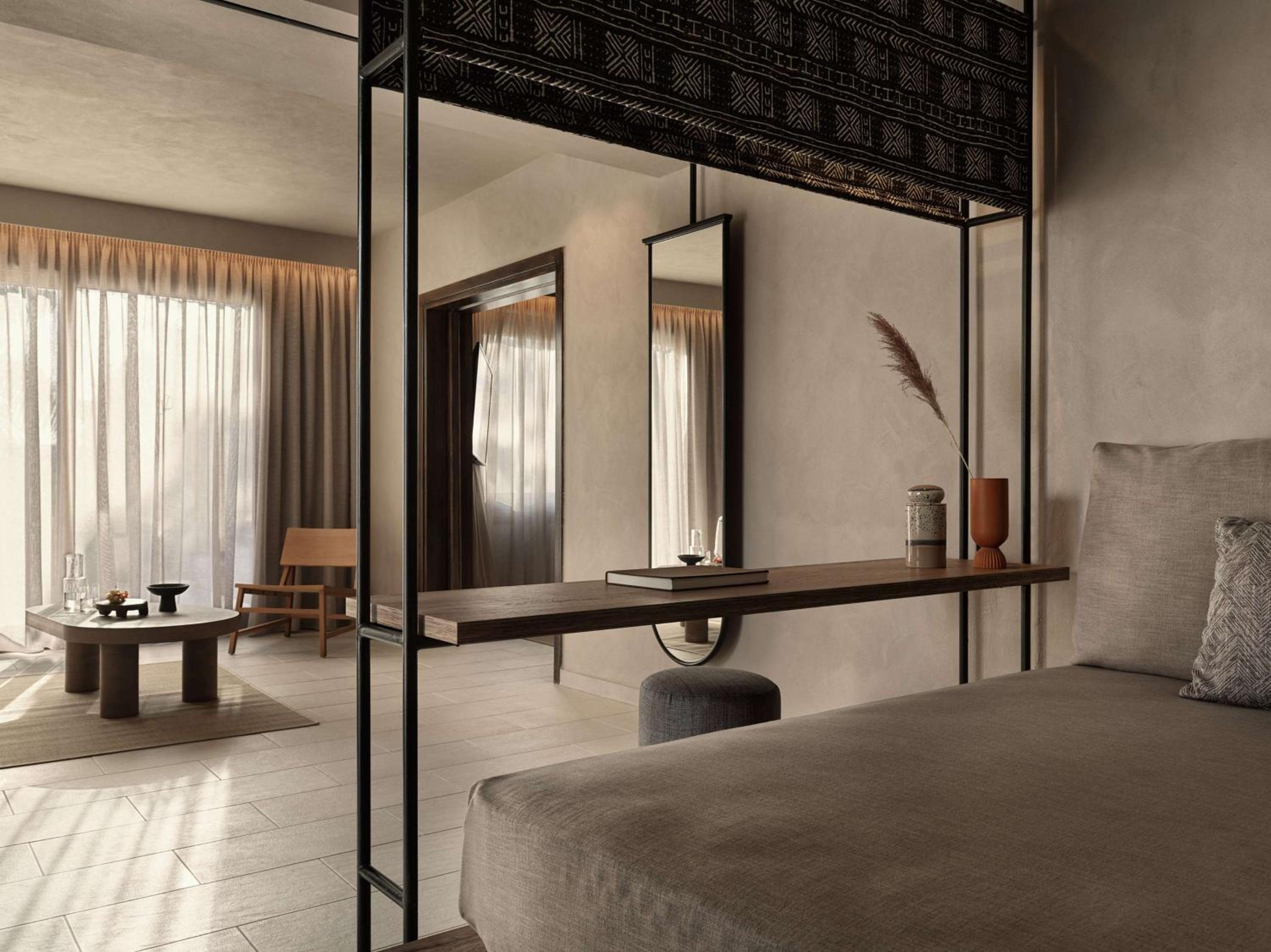 Ottoman One-Bedroom King Suite with Jetted Tub - Photo 20