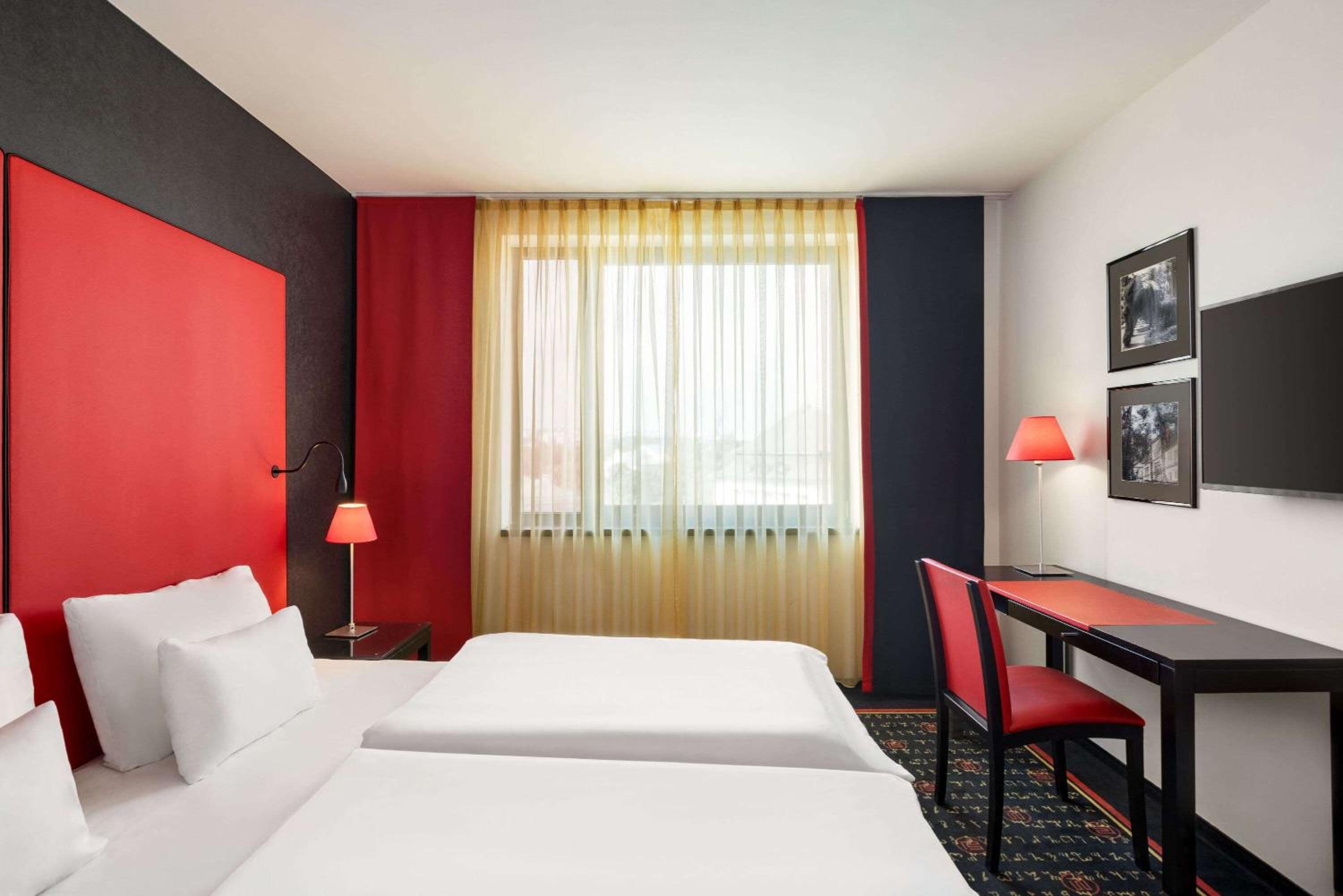 Executive Double Room - Photo 2