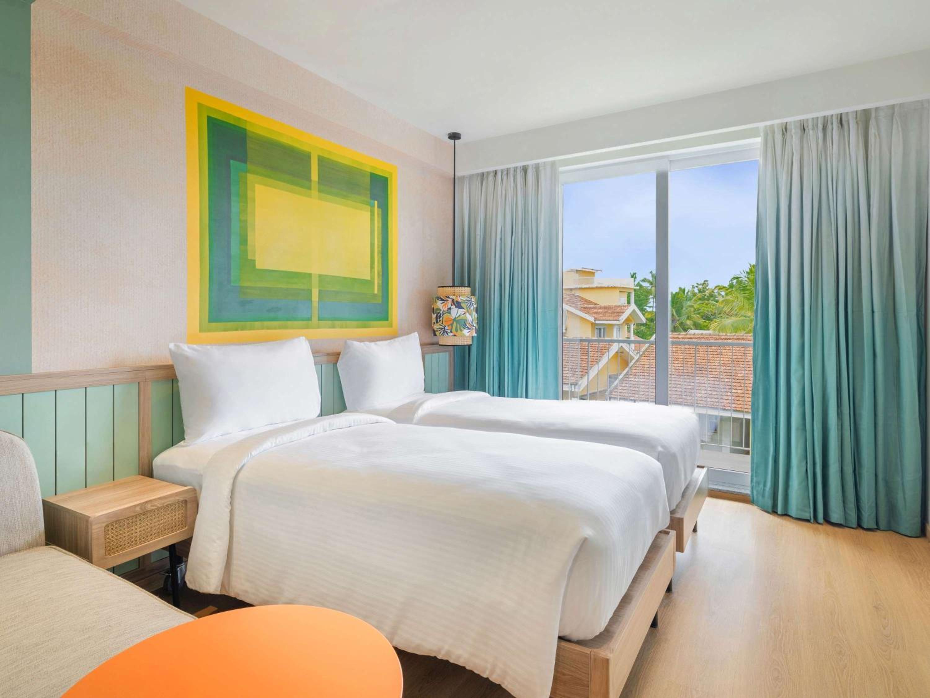 Superior Room with Two Twin Beds