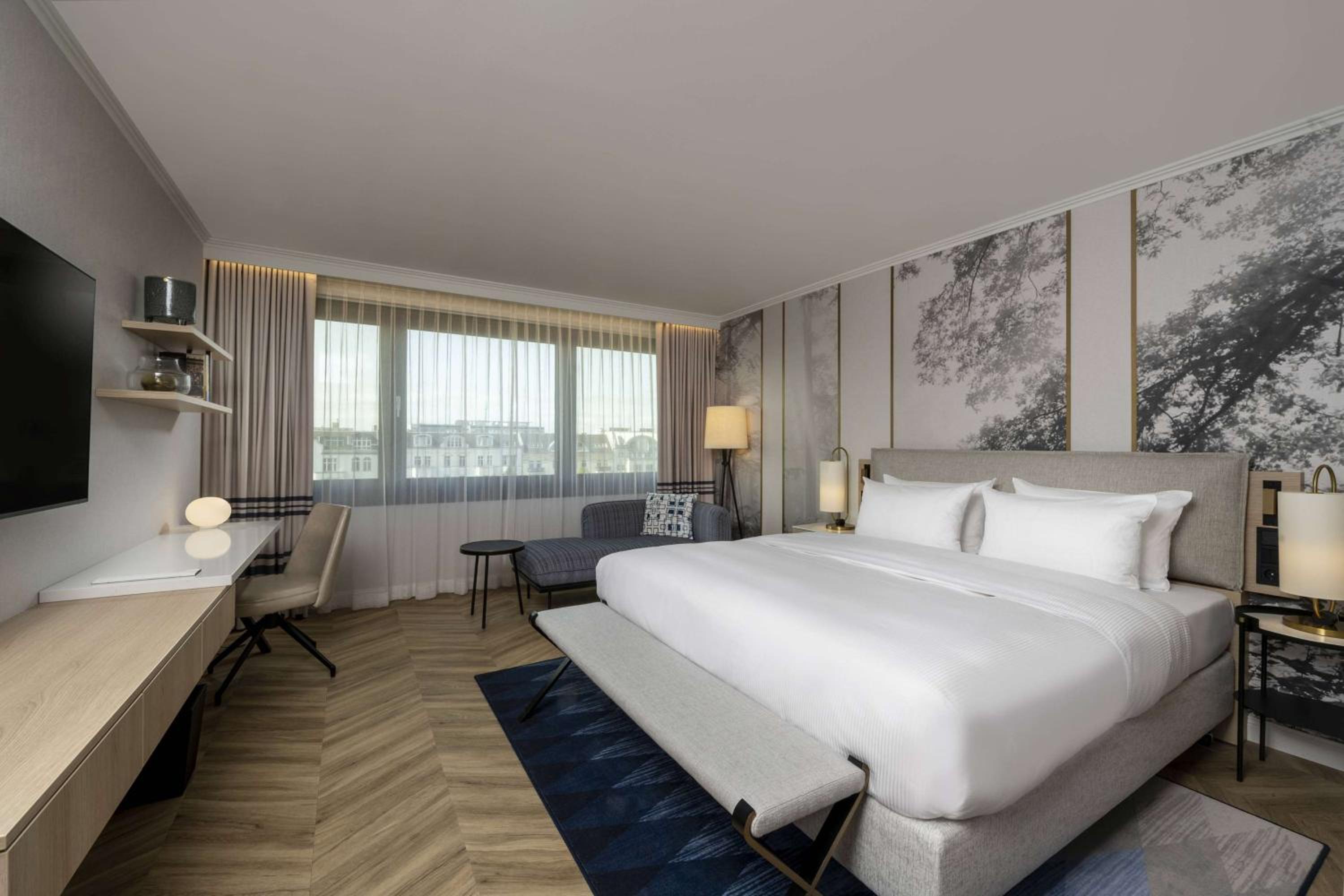 Executive King Room - Lounge Access