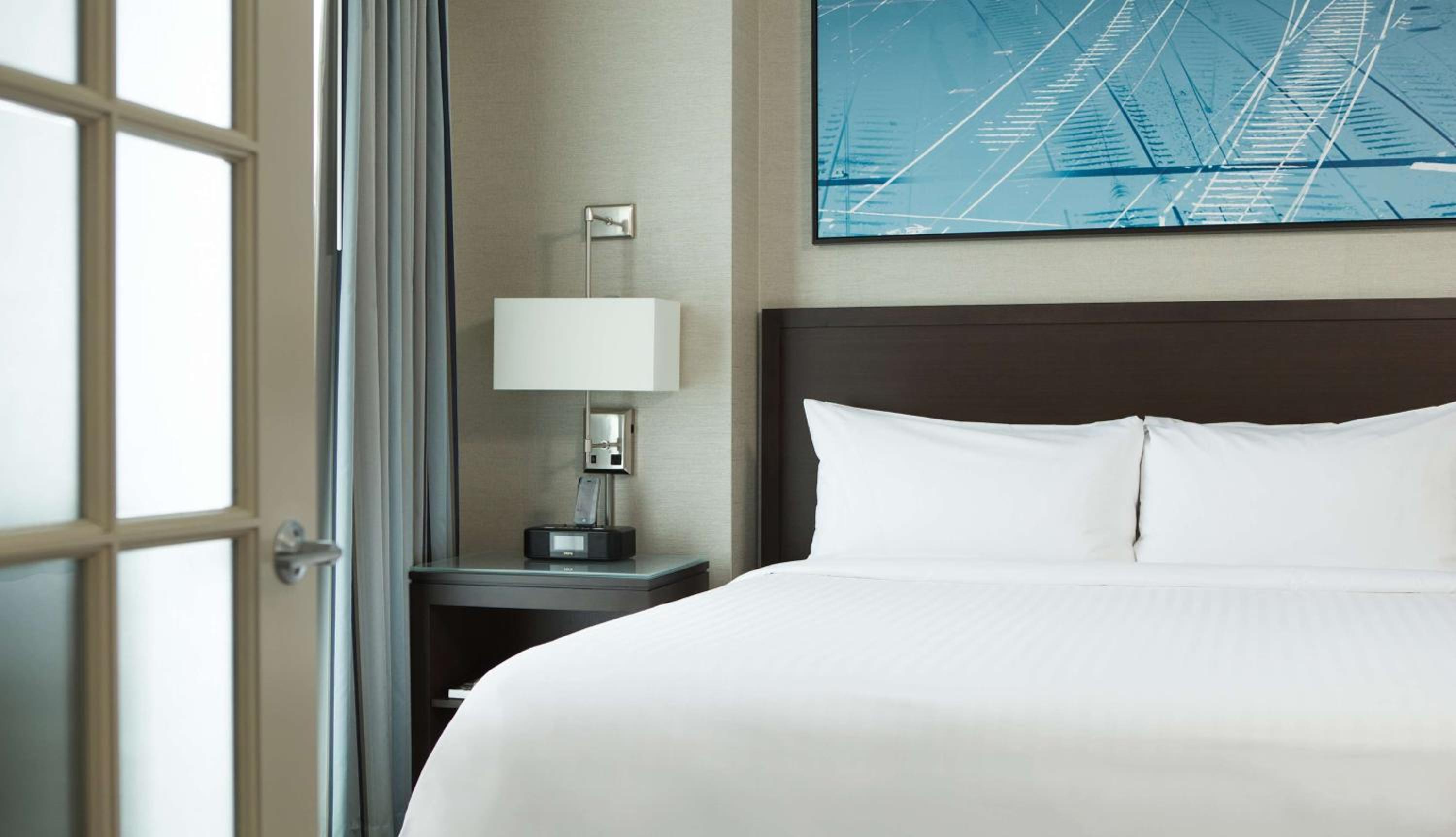 Two Room Suite with Two Double Beds and Sofa Bed - Photo 5