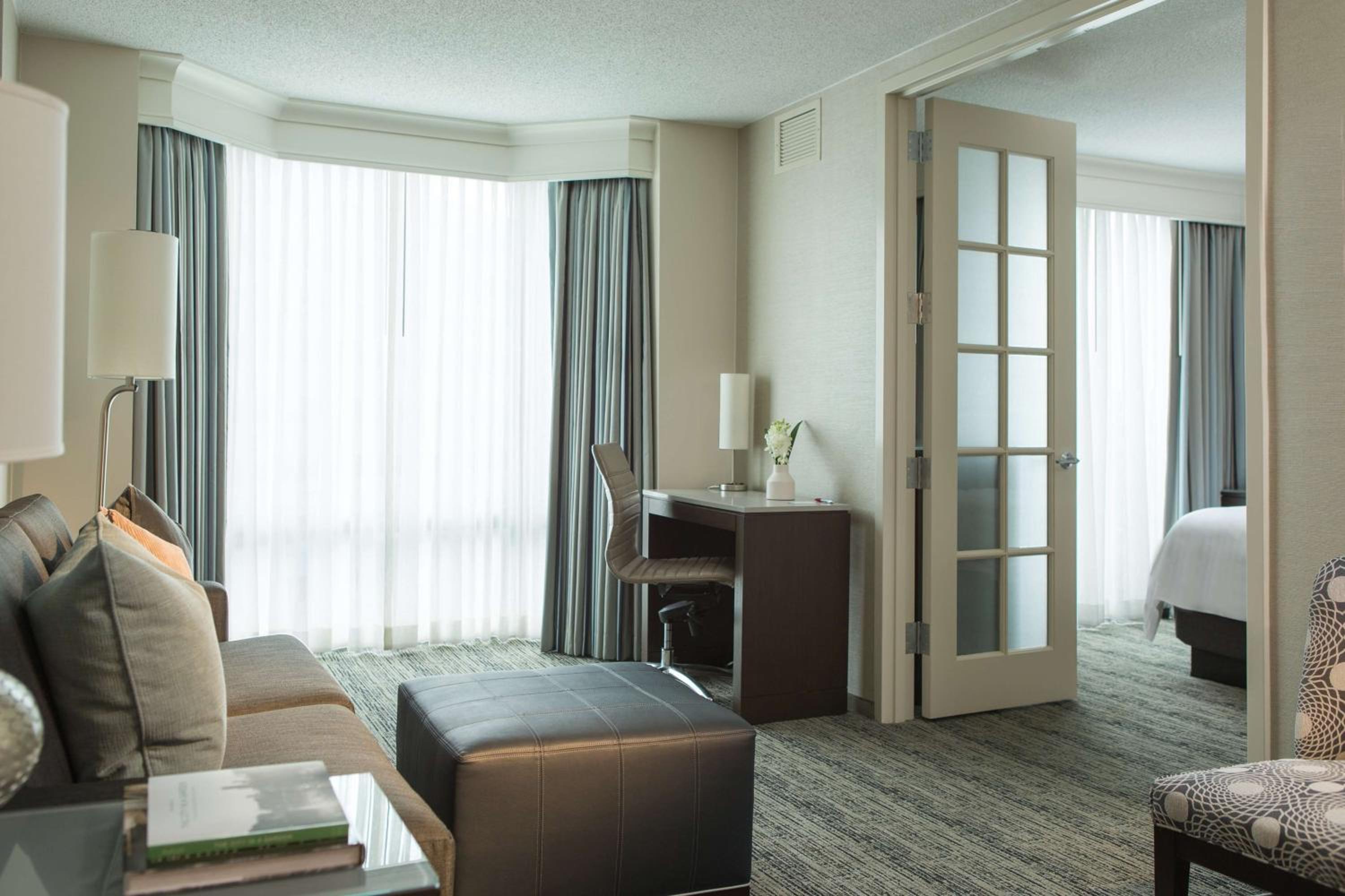 Two Room King Suite with Sofa Bed - Photo 5