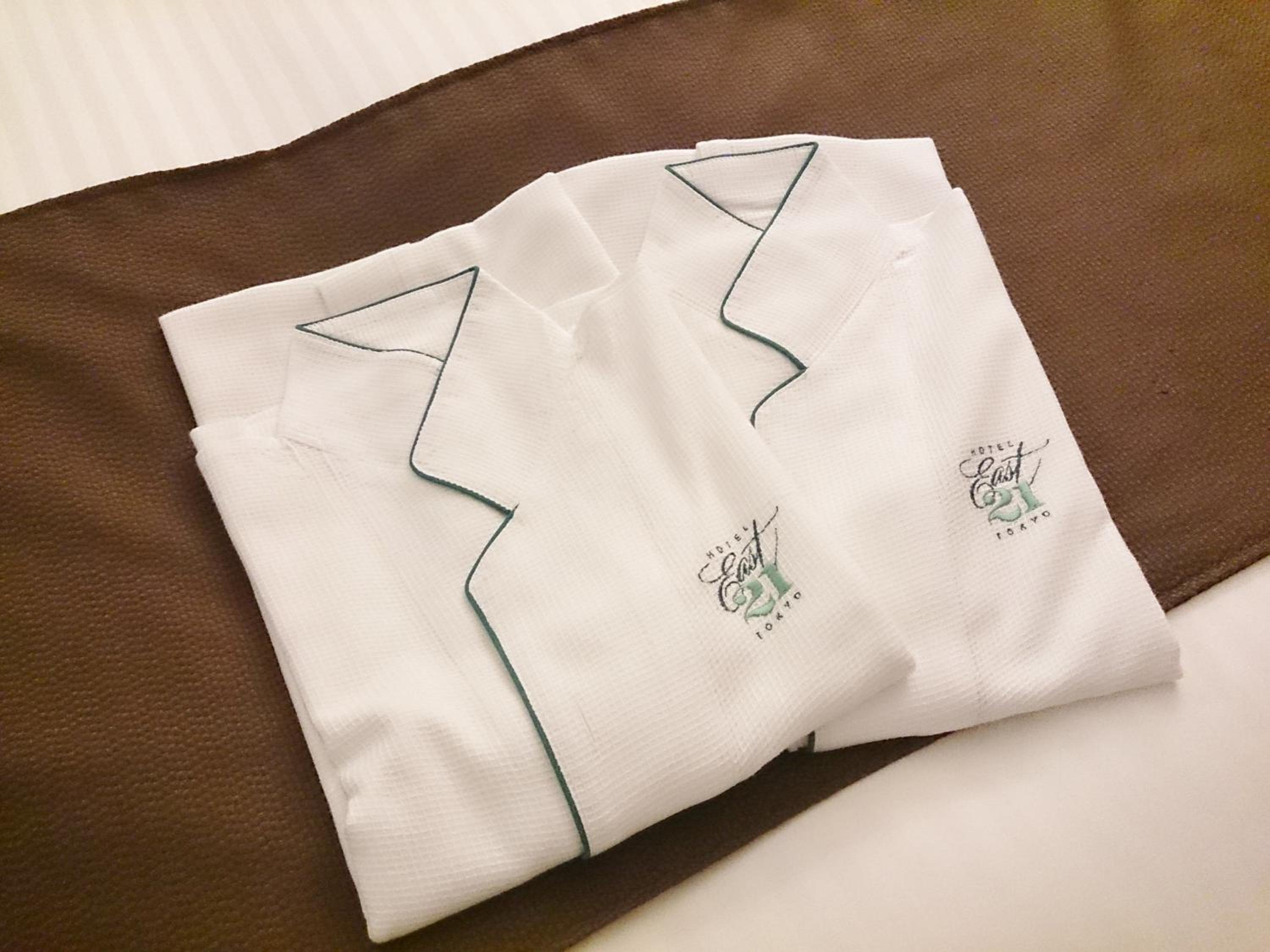 Late Check In 9 PM - Early Check Out 9 AM - Standard Twin Room - Non-Smoking (2 Adult)  photo 3