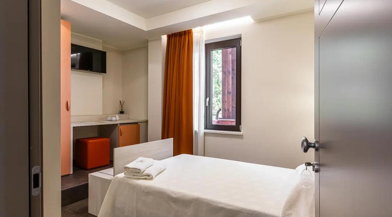 Single Room photo 1