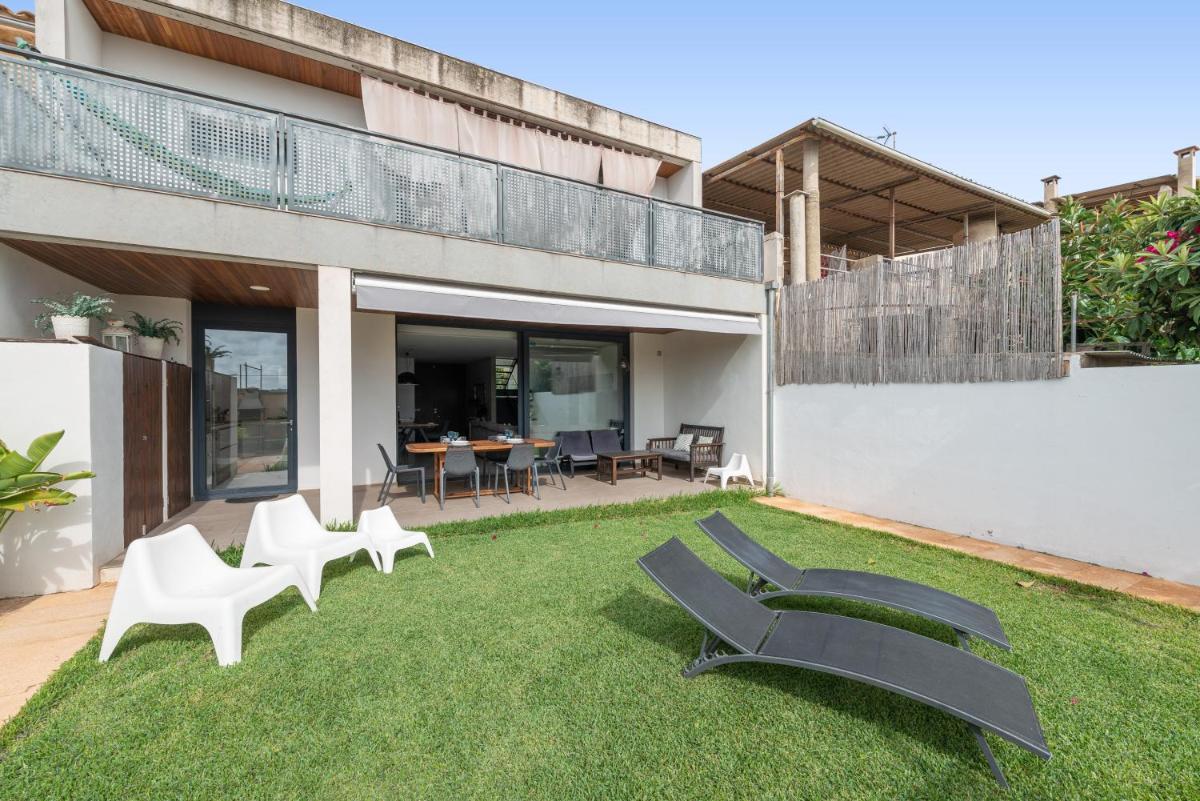 Three-Bedroom Villa photo 3