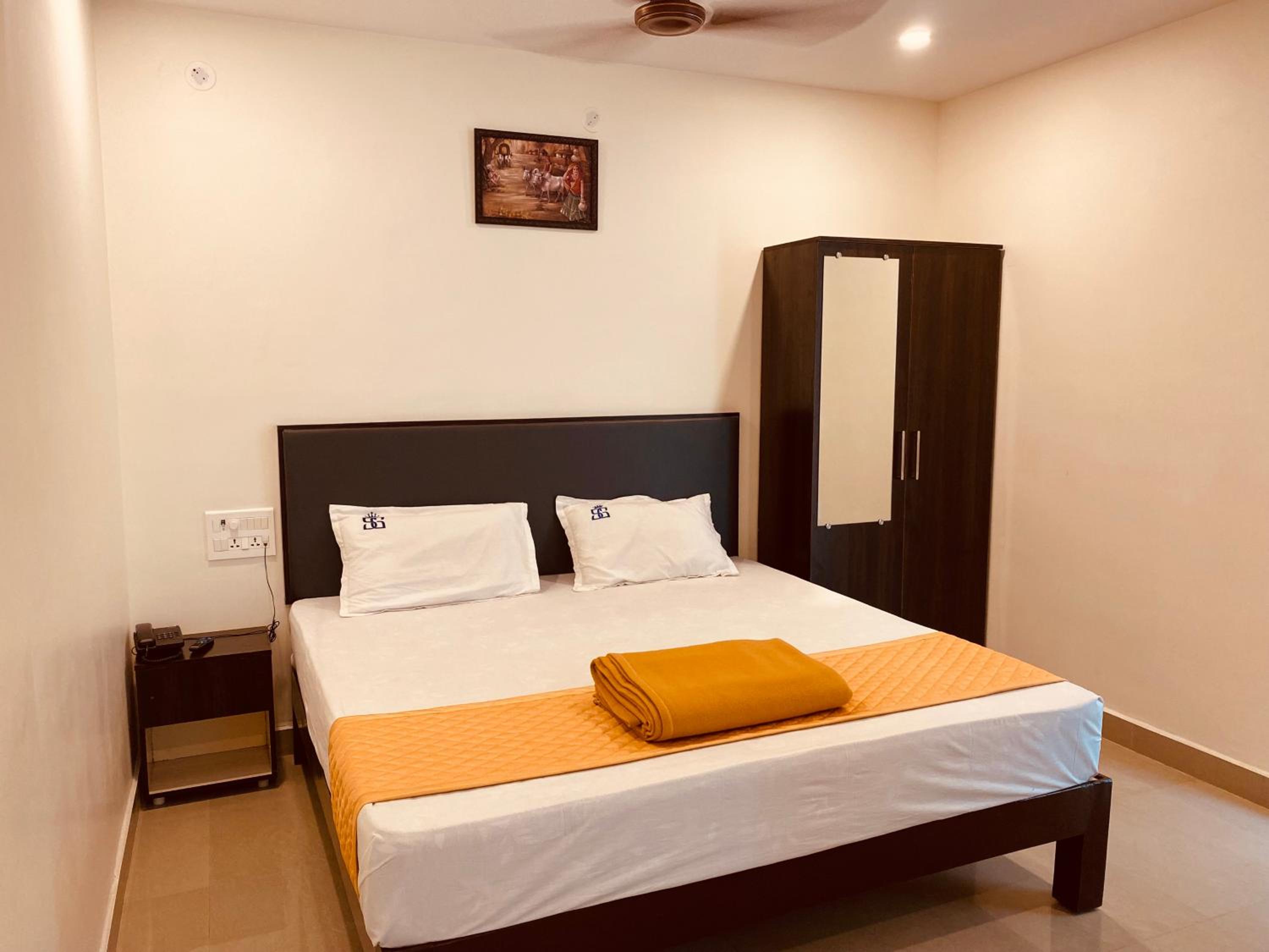 Budget Double Room photo 1