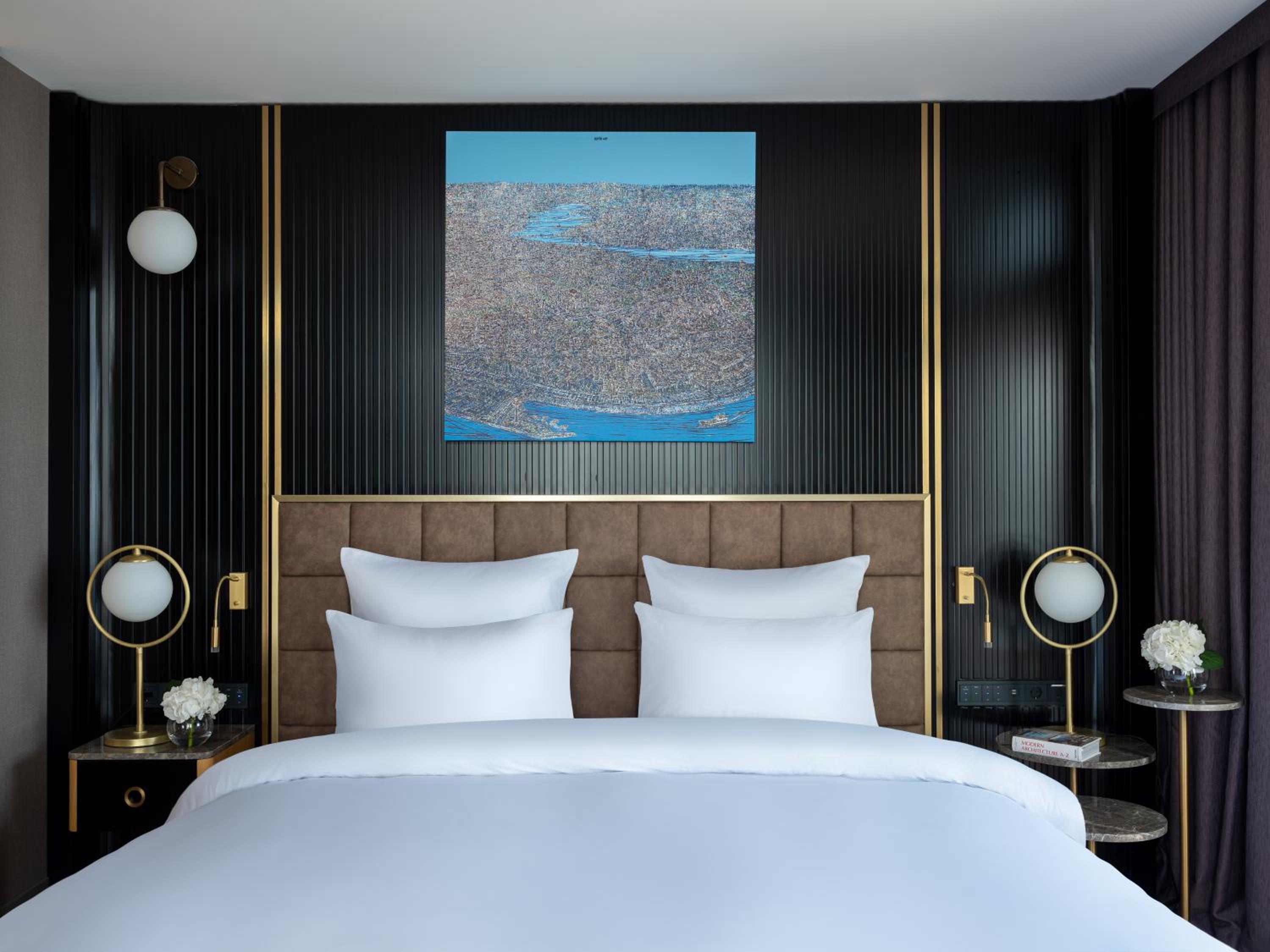 Prestige King Suite - Club Access