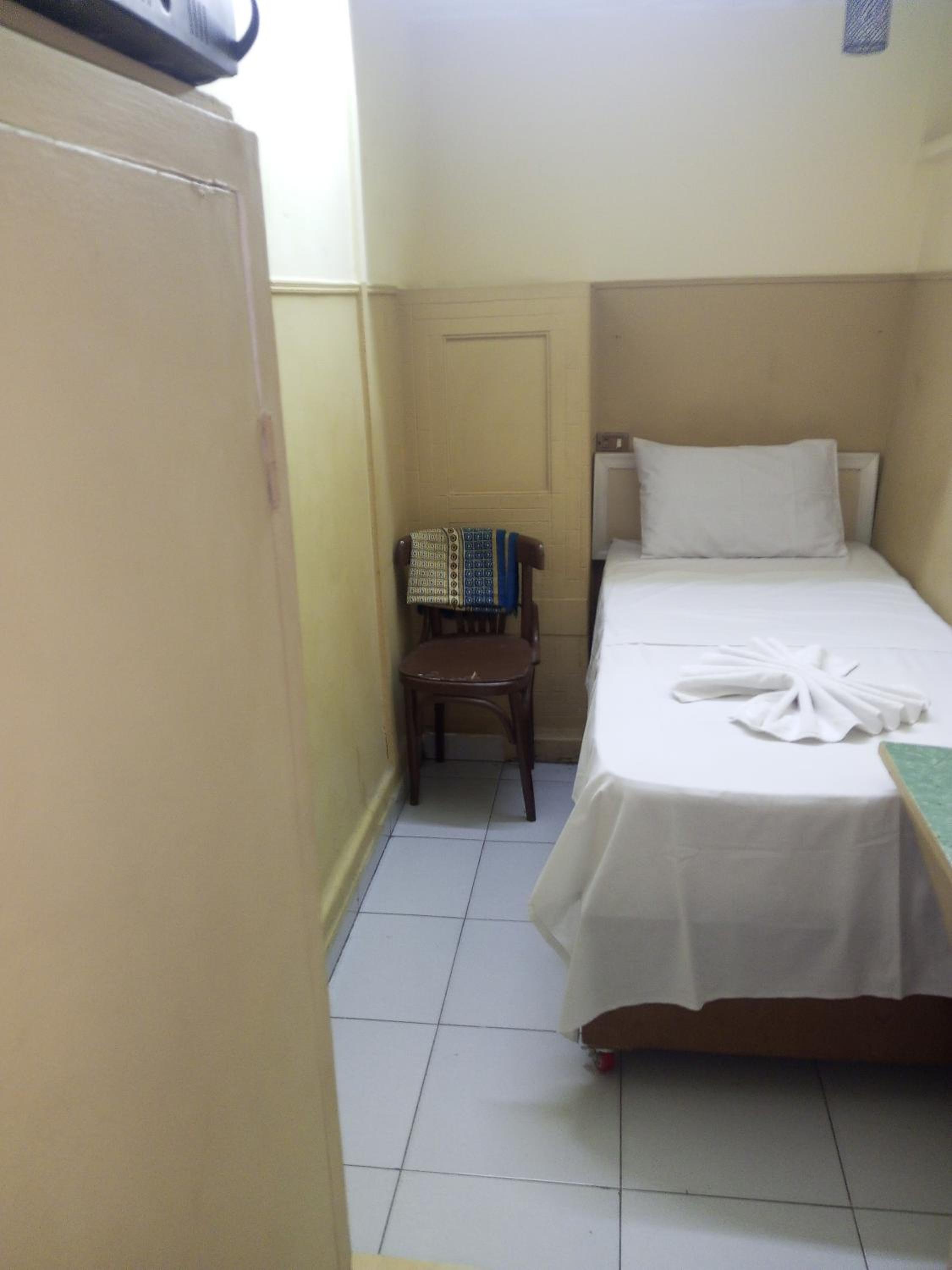 Single Room with Shared Bathroom