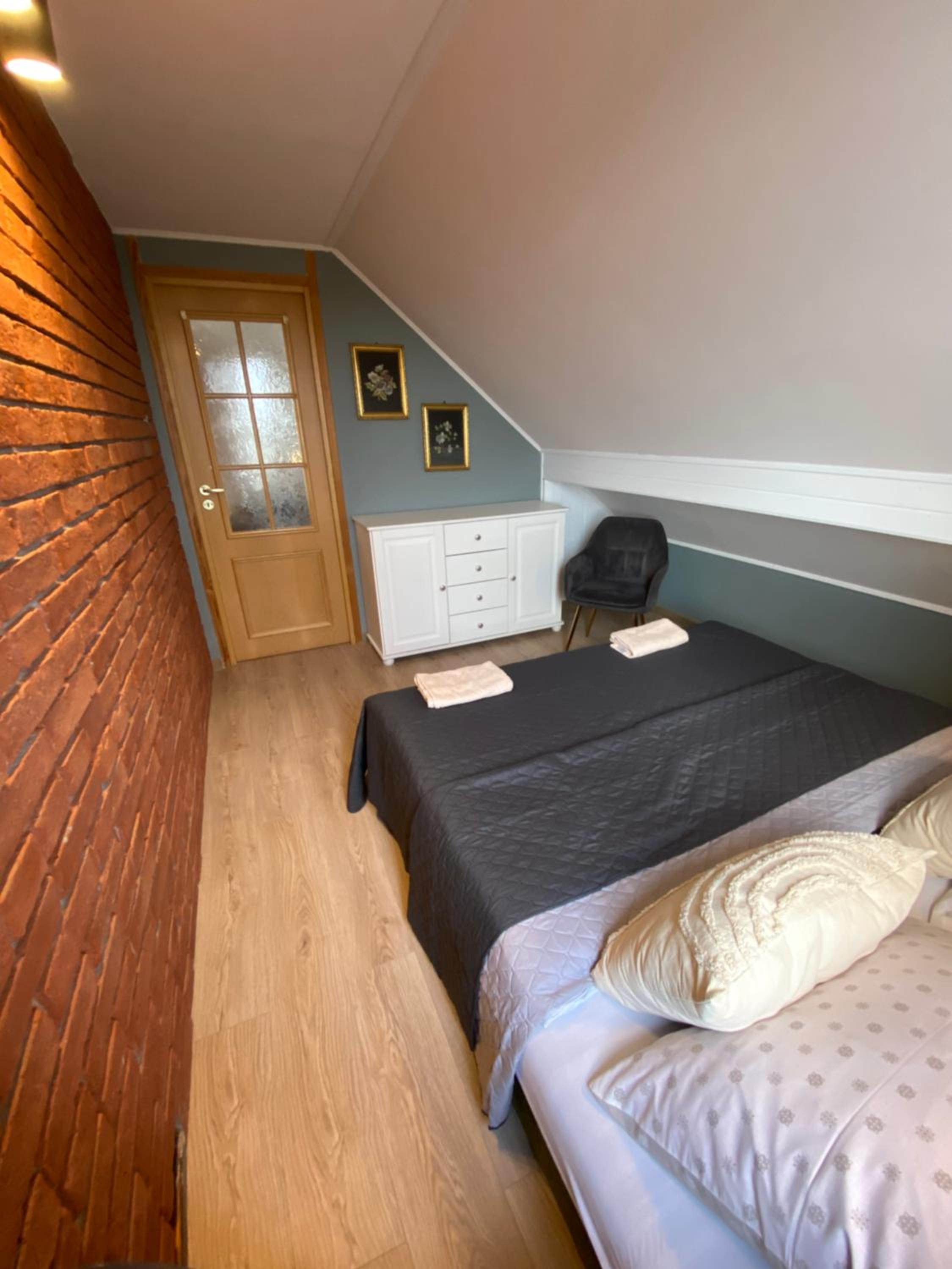 Three-Bedroom Suite photo 3
