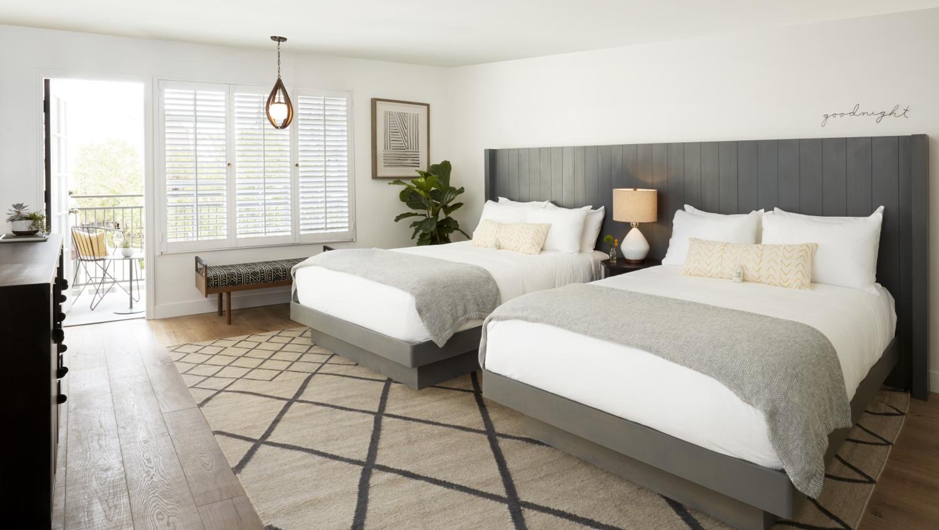 Deluxe Queen Room with Two Queen Beds