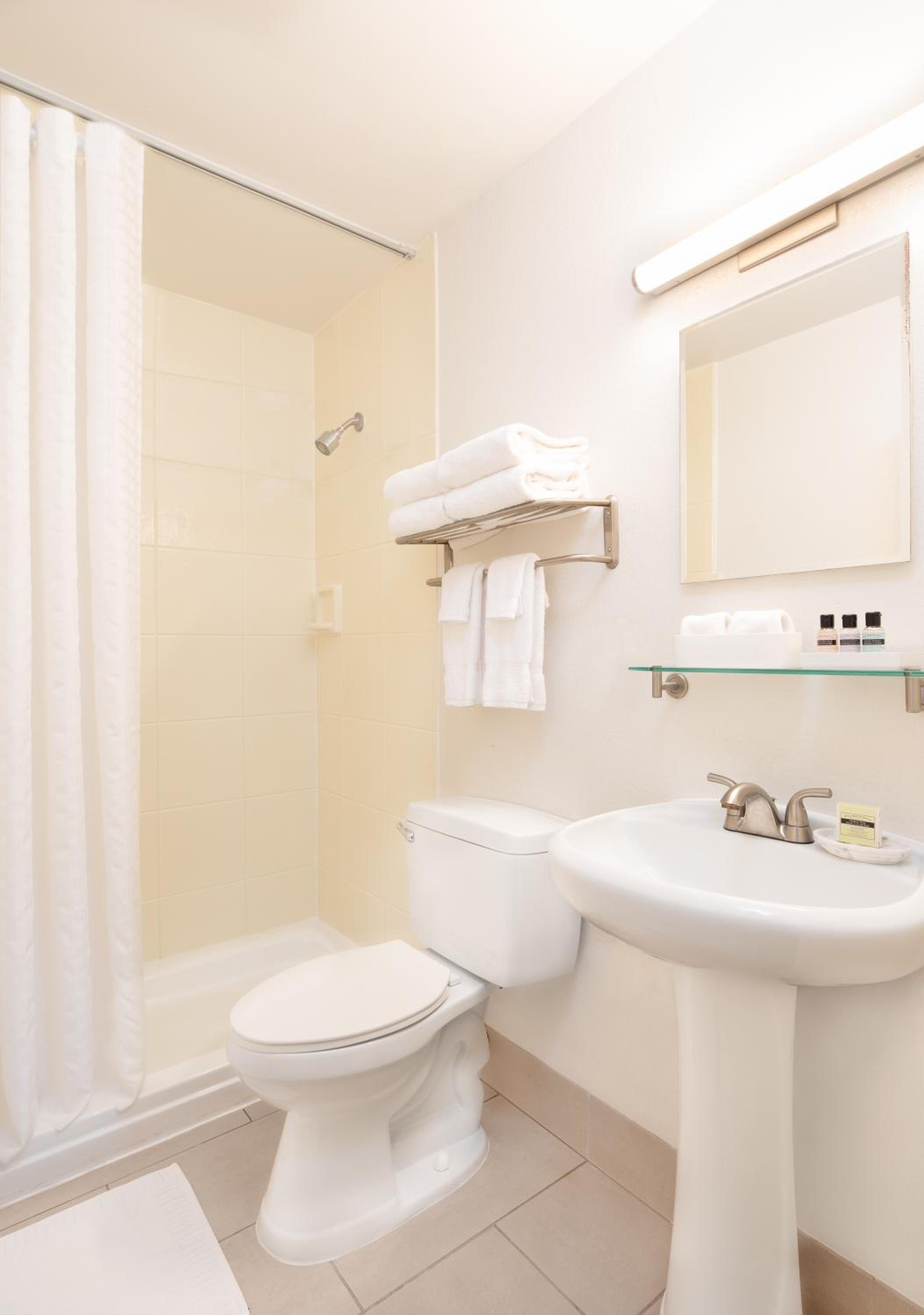 Single Room - Photo 2