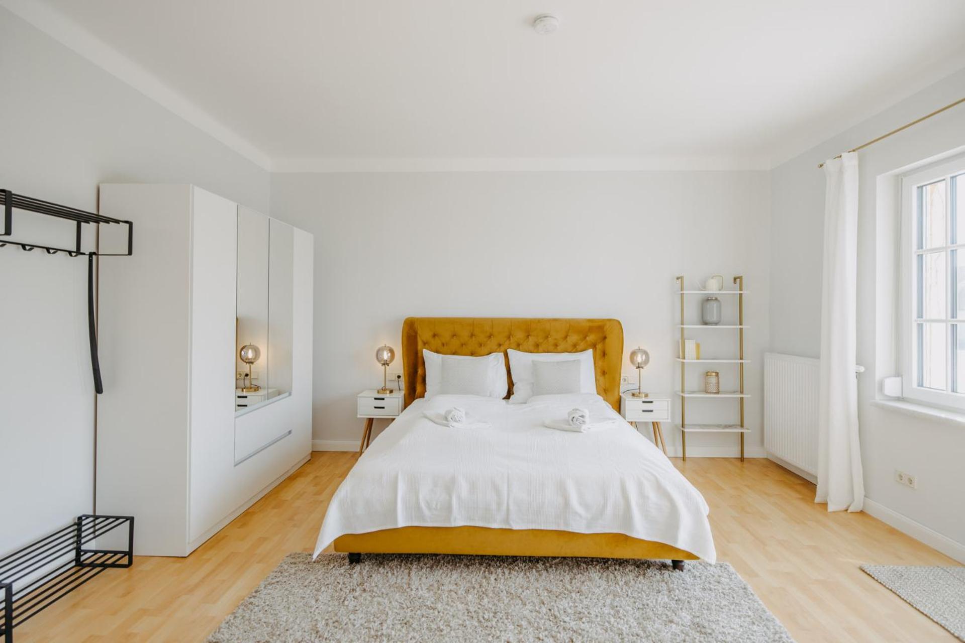One-Bedroom Apartment with Balcony photo 1
