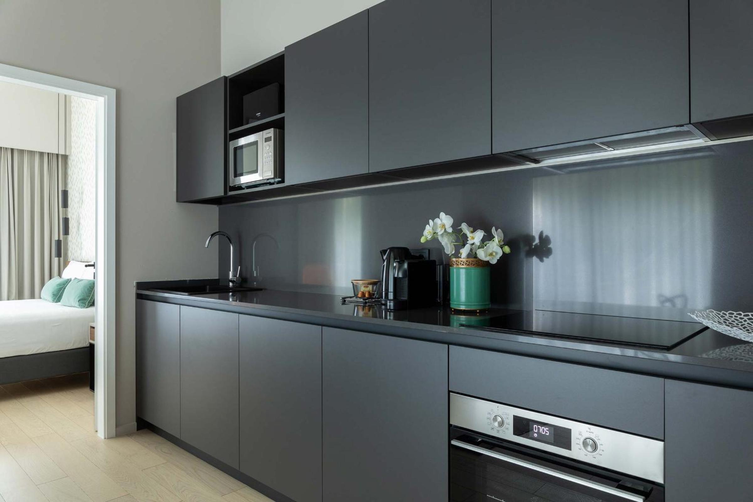 One-Bedroom Apartment - Photo 16