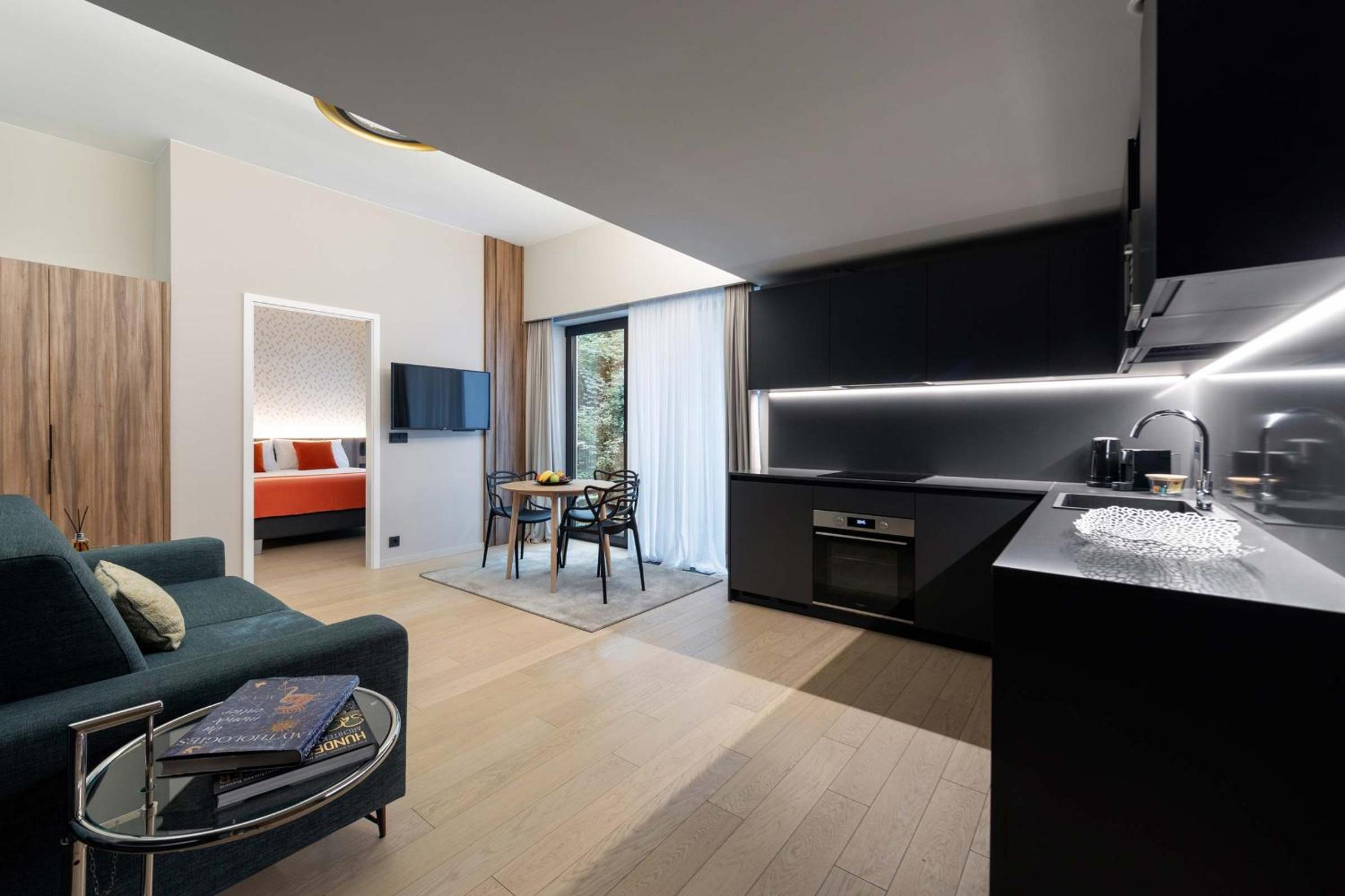 One-Bedroom Apartment - Photo 5