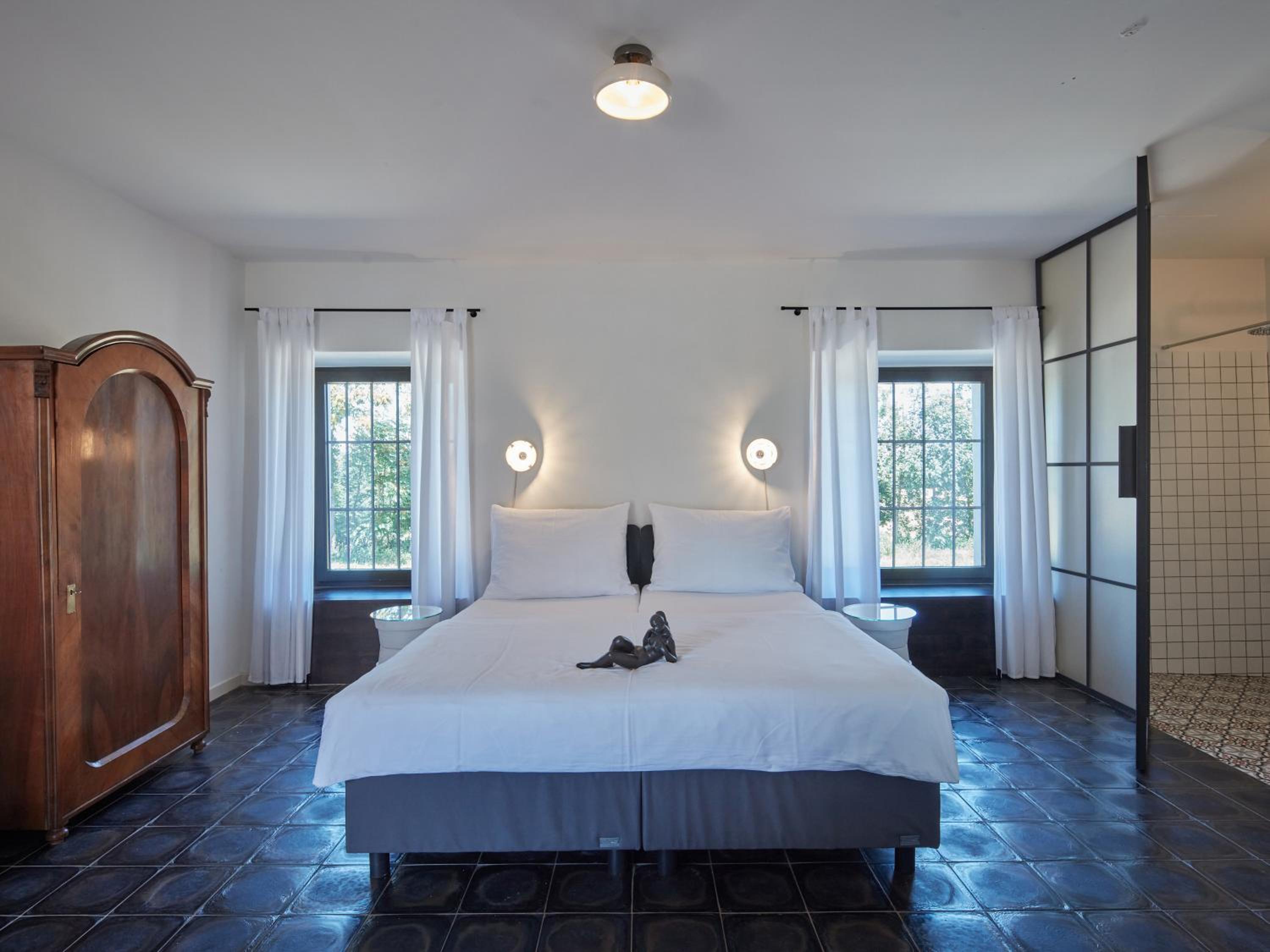 Economy Triple Room - Photo 3