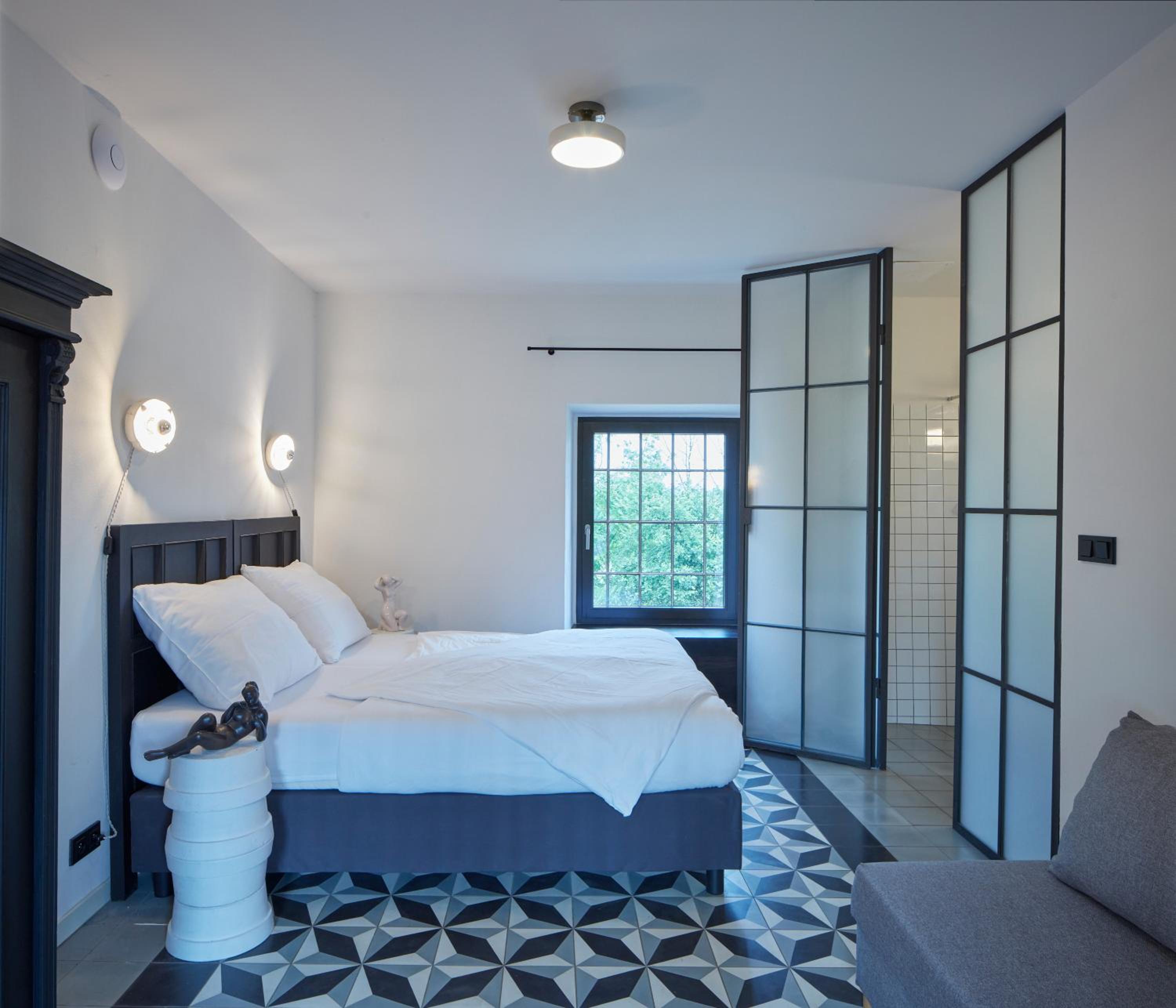 Economy Double Room - Photo 2