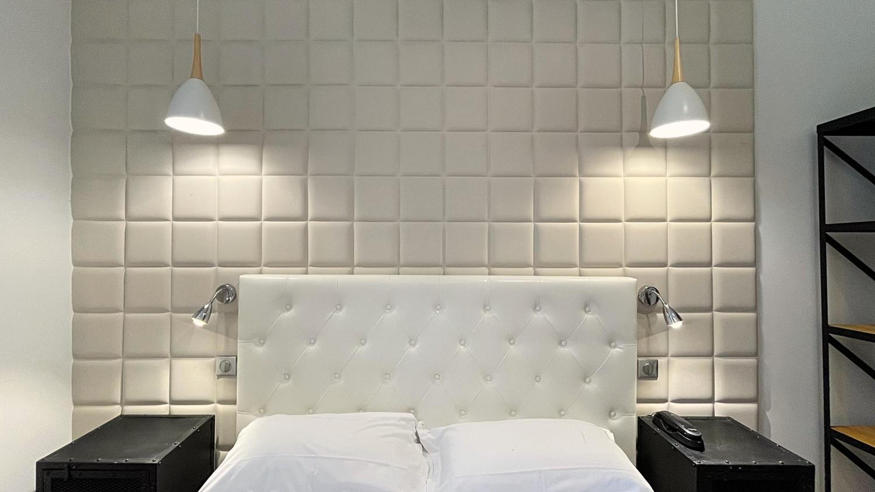Double Room - Photo 5
