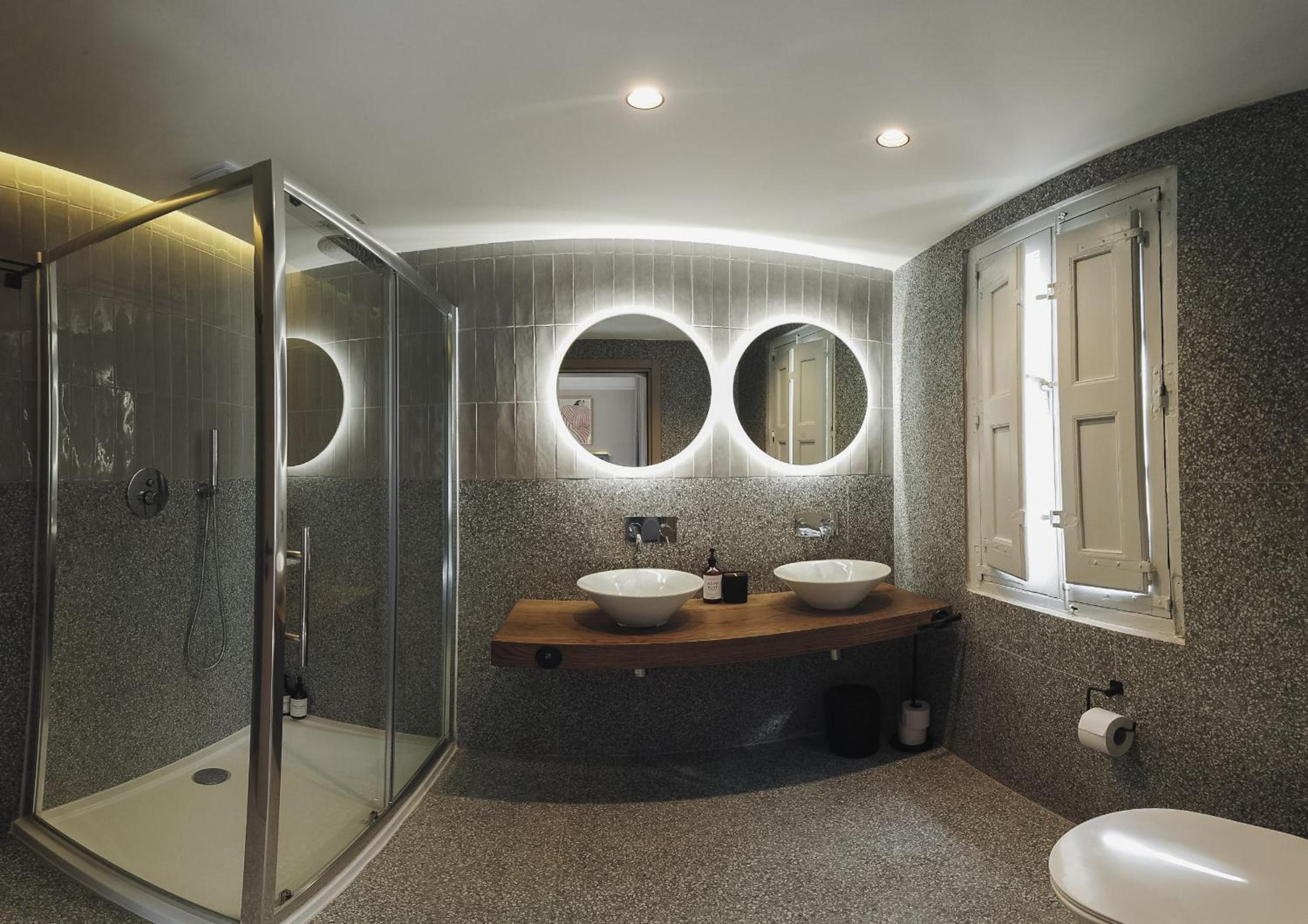 Deluxe Double or Twin Room with Traditional Maltese Balcony