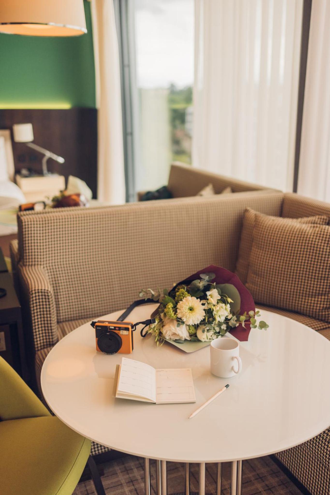 Junior King Suite - Club Lounge Access