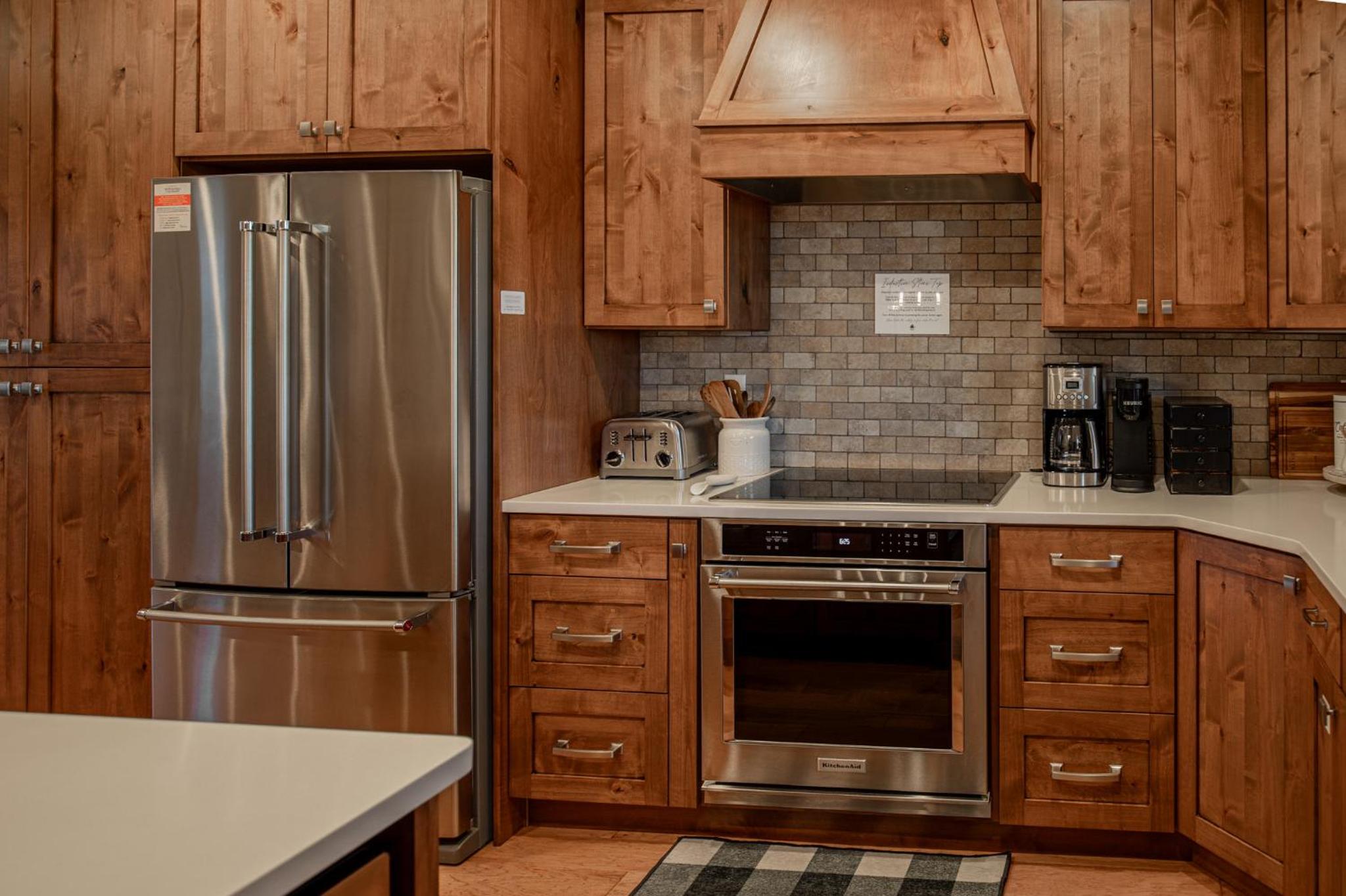 Three-Bedroom House photo 2