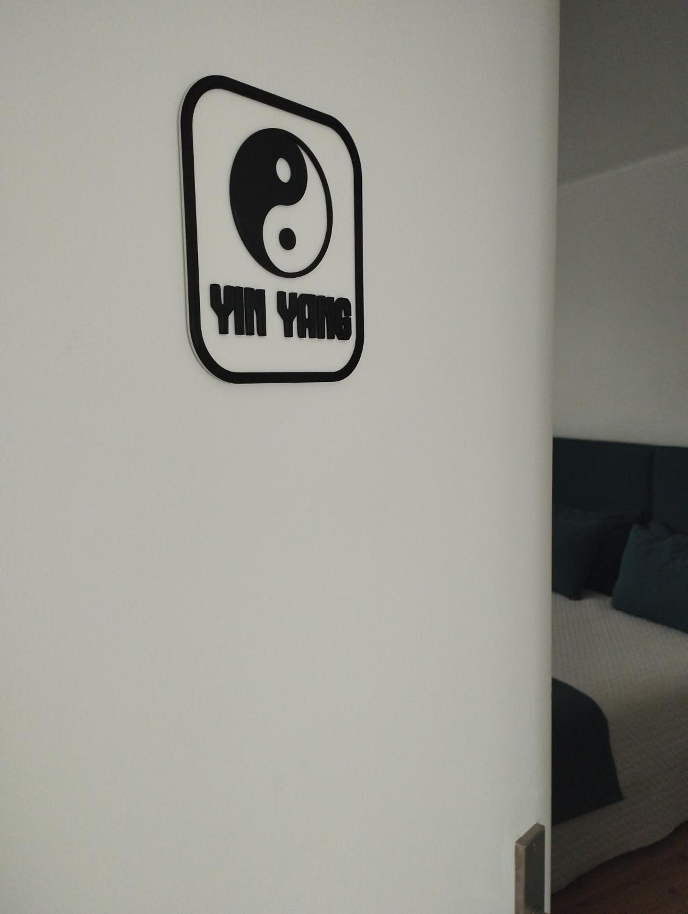 Deluxe Room - Photo 11