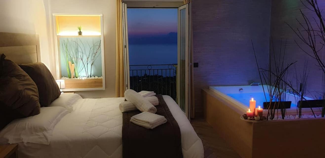 Junior Suite with Sea View photo 1