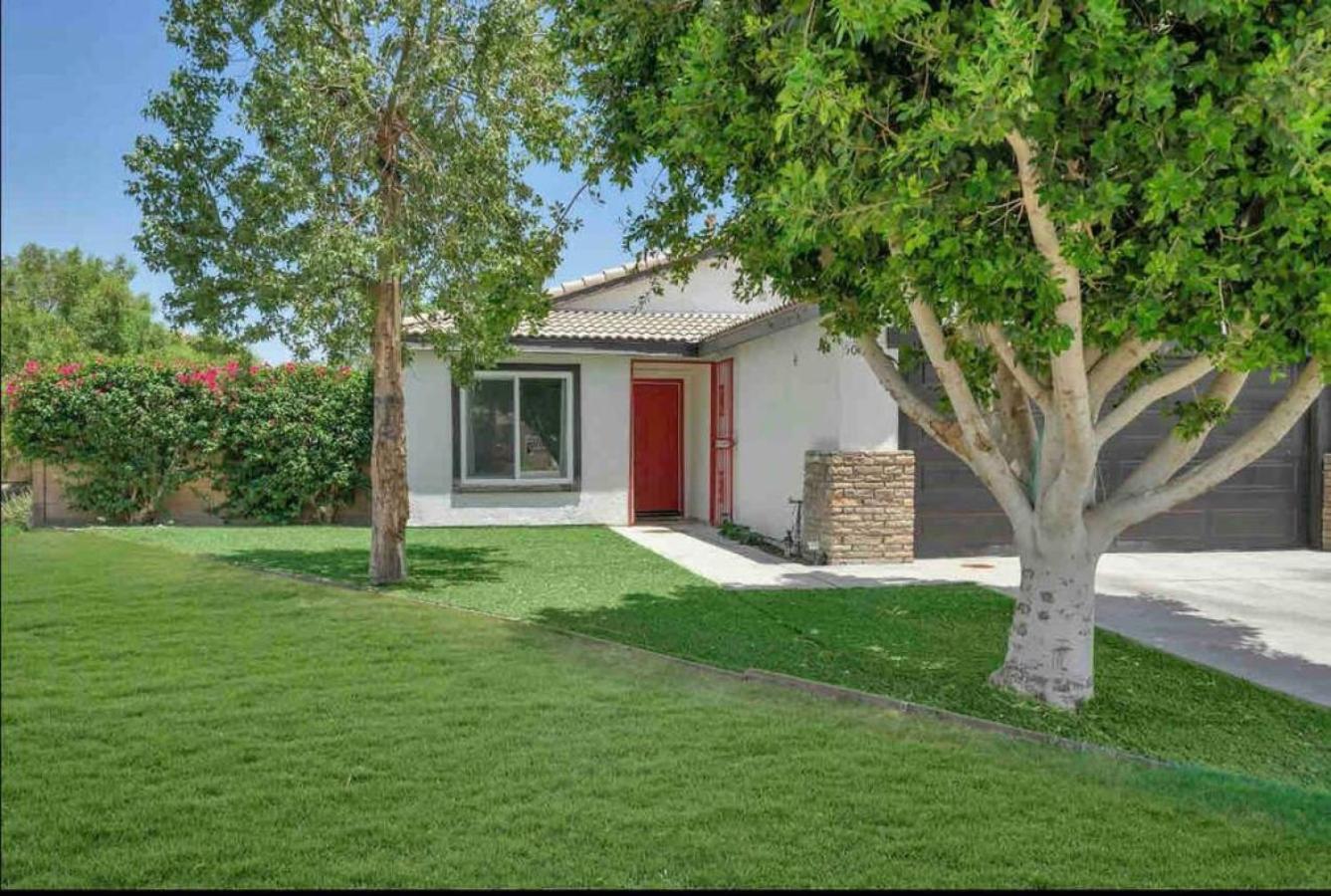 Four-Bedroom House photo 3
