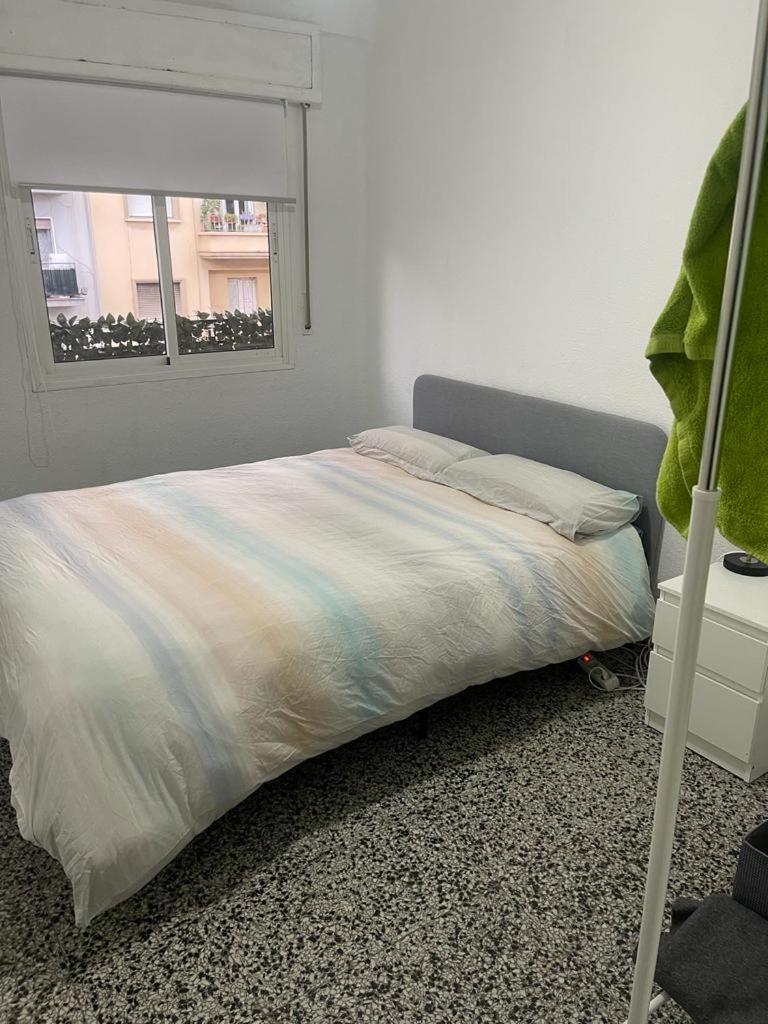 Habitación doble con baño compartido