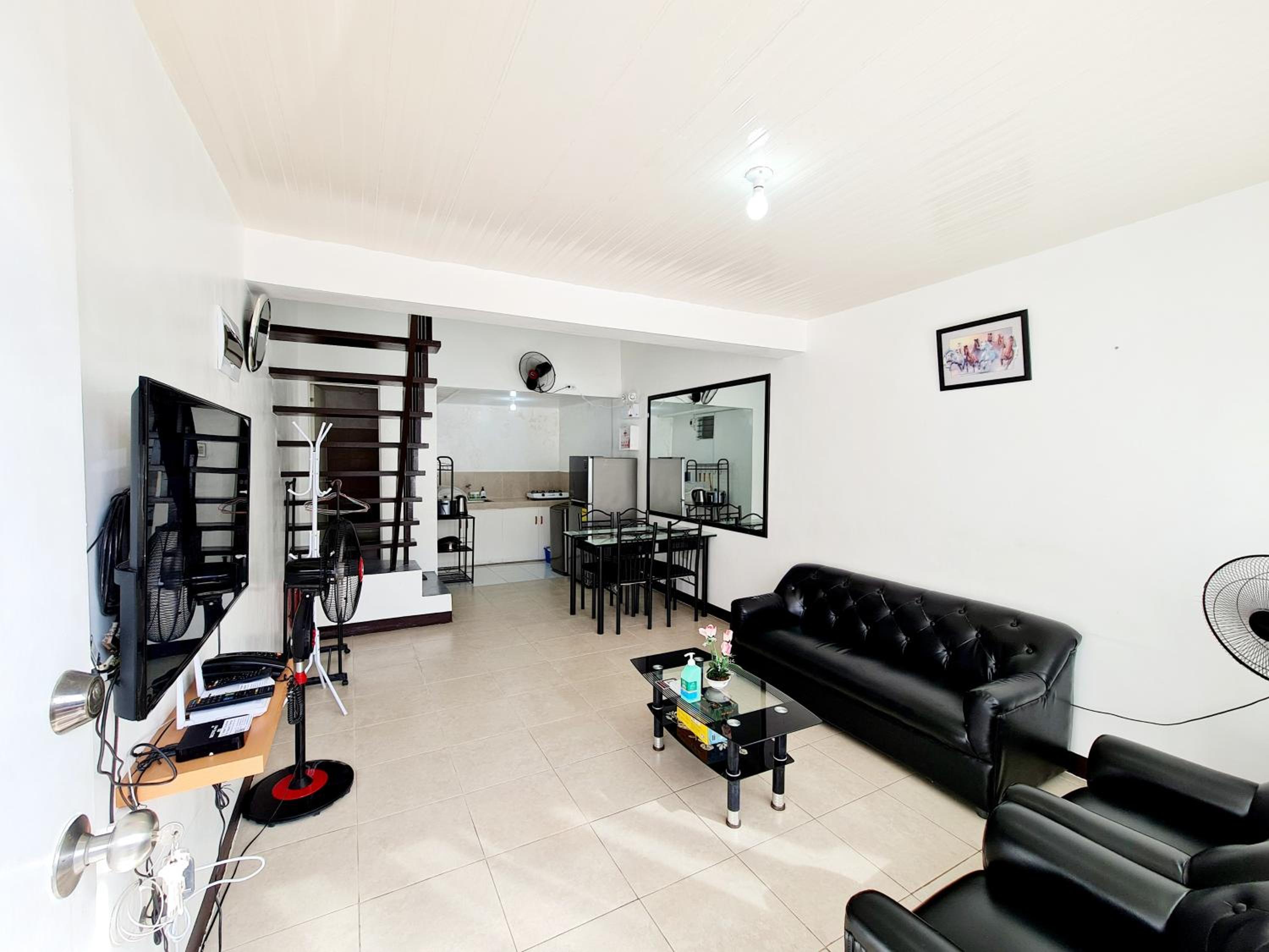Two-Bedroom Apartment - Photo 37