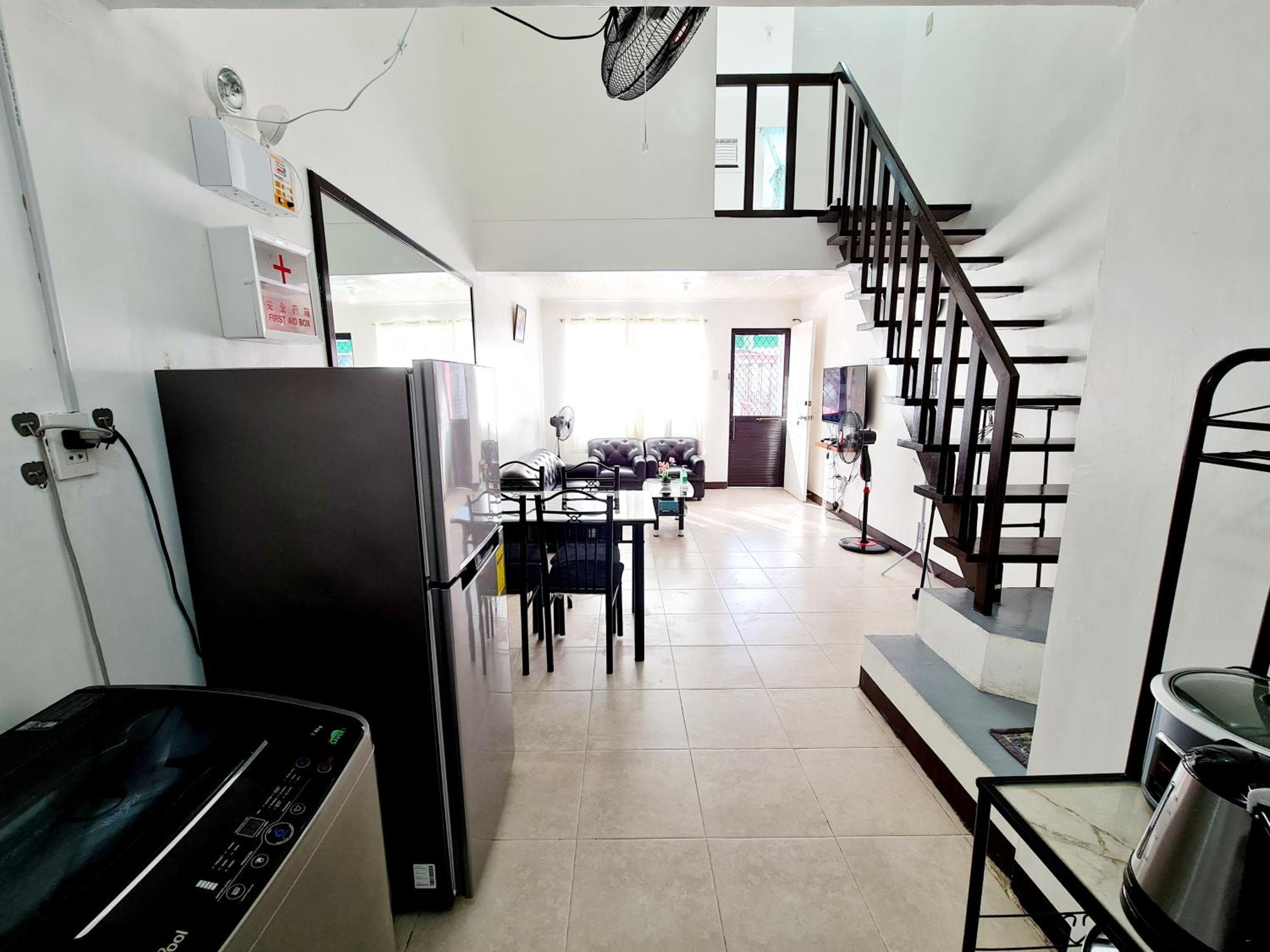 Two-Bedroom Apartment - Photo 6