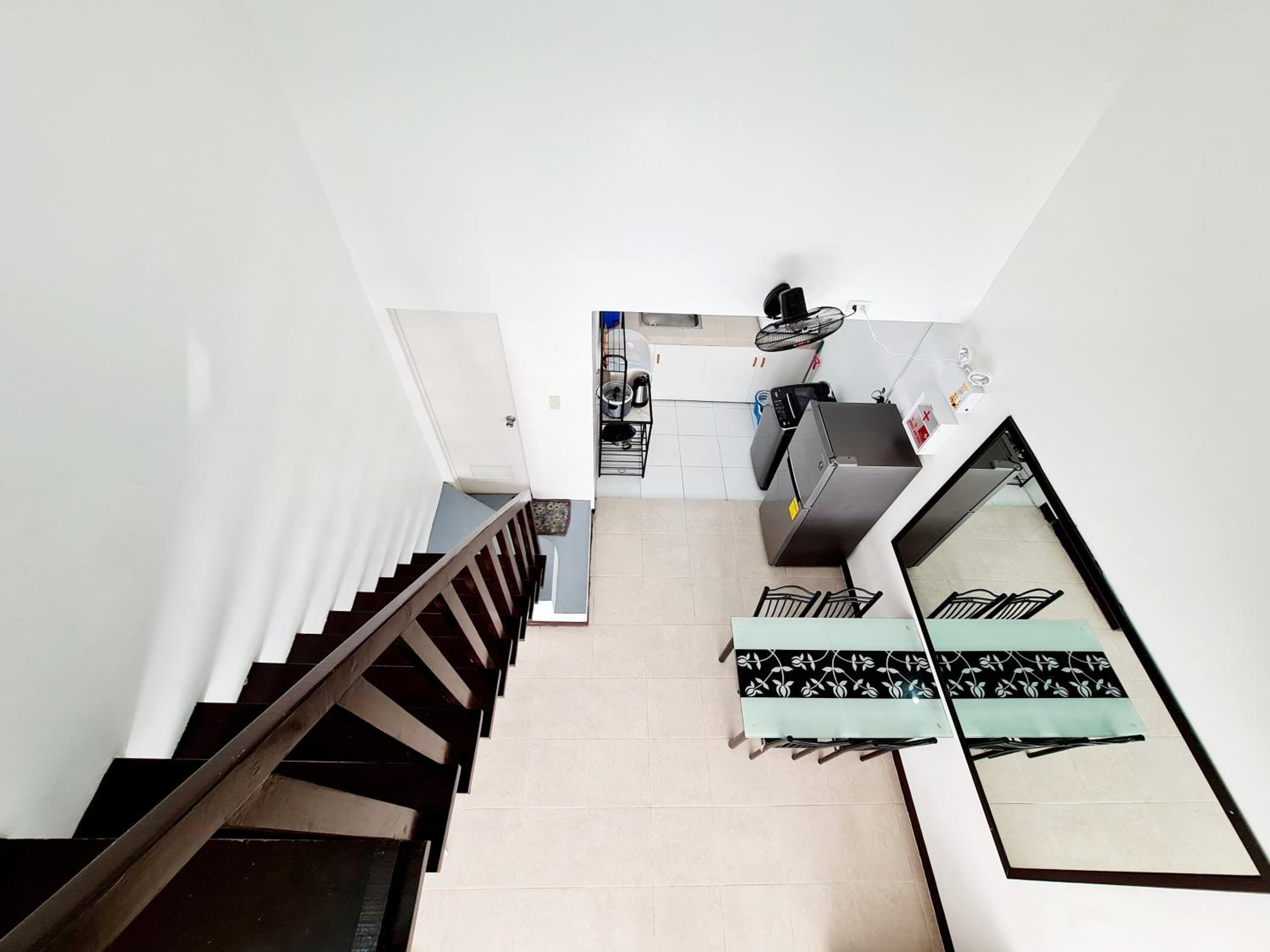 Two-Bedroom Apartment - Photo 23