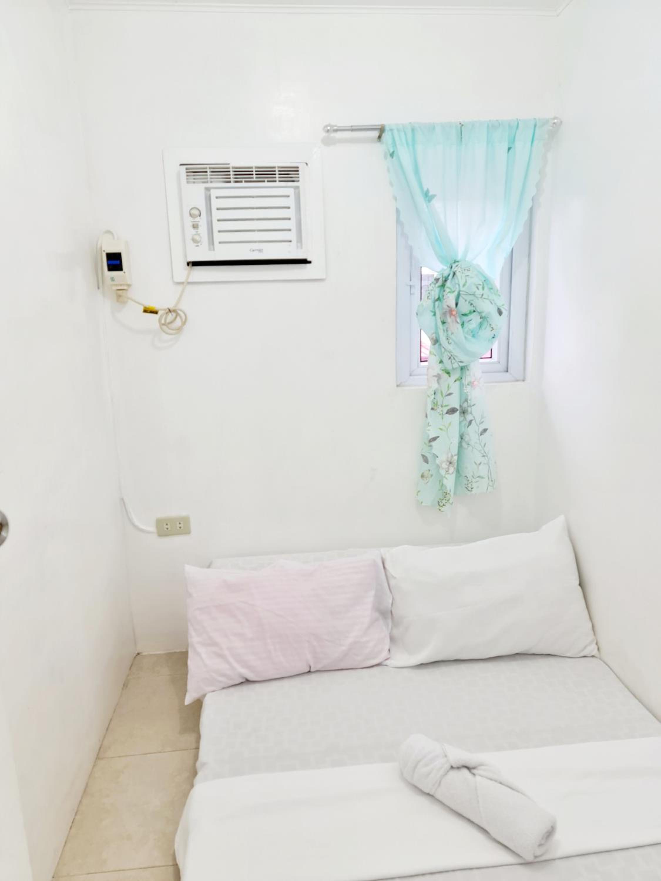 Two-Bedroom Apartment - Photo 32