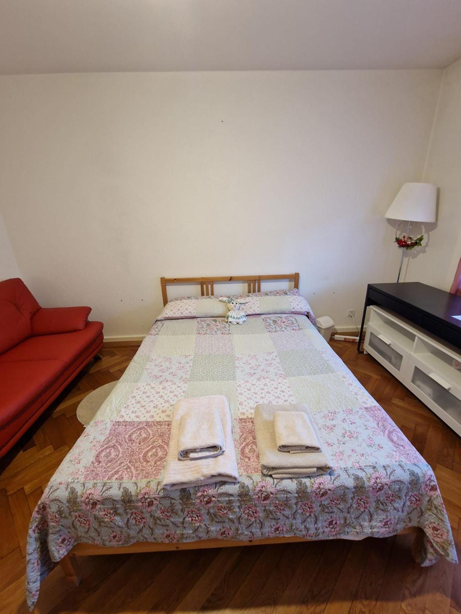 Double Room With Shared Bathroom photo 3